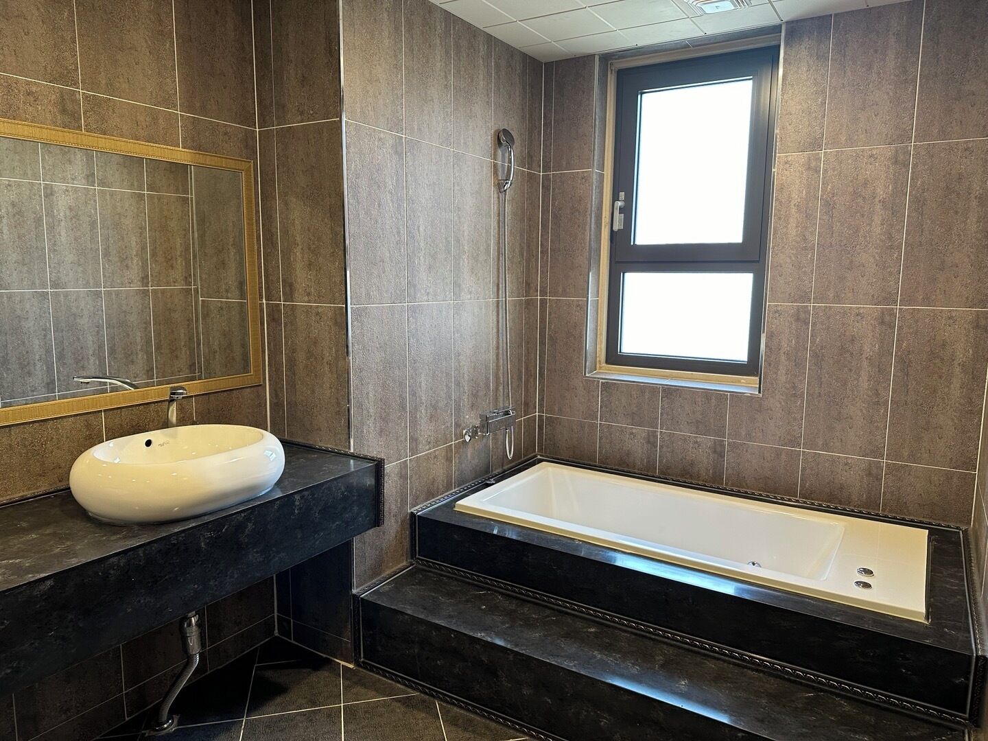 mir hotel 3*