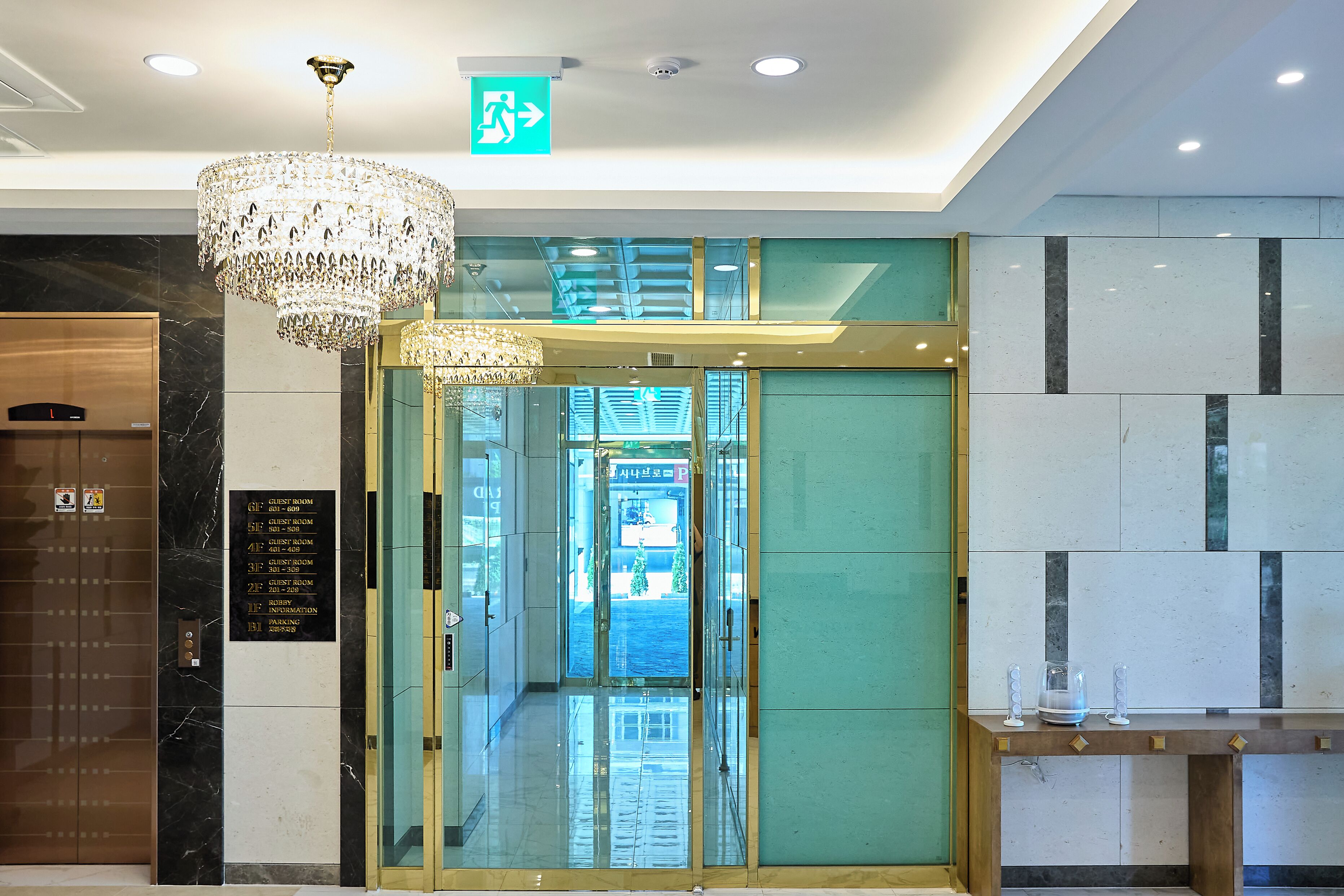 mir hotel 3*