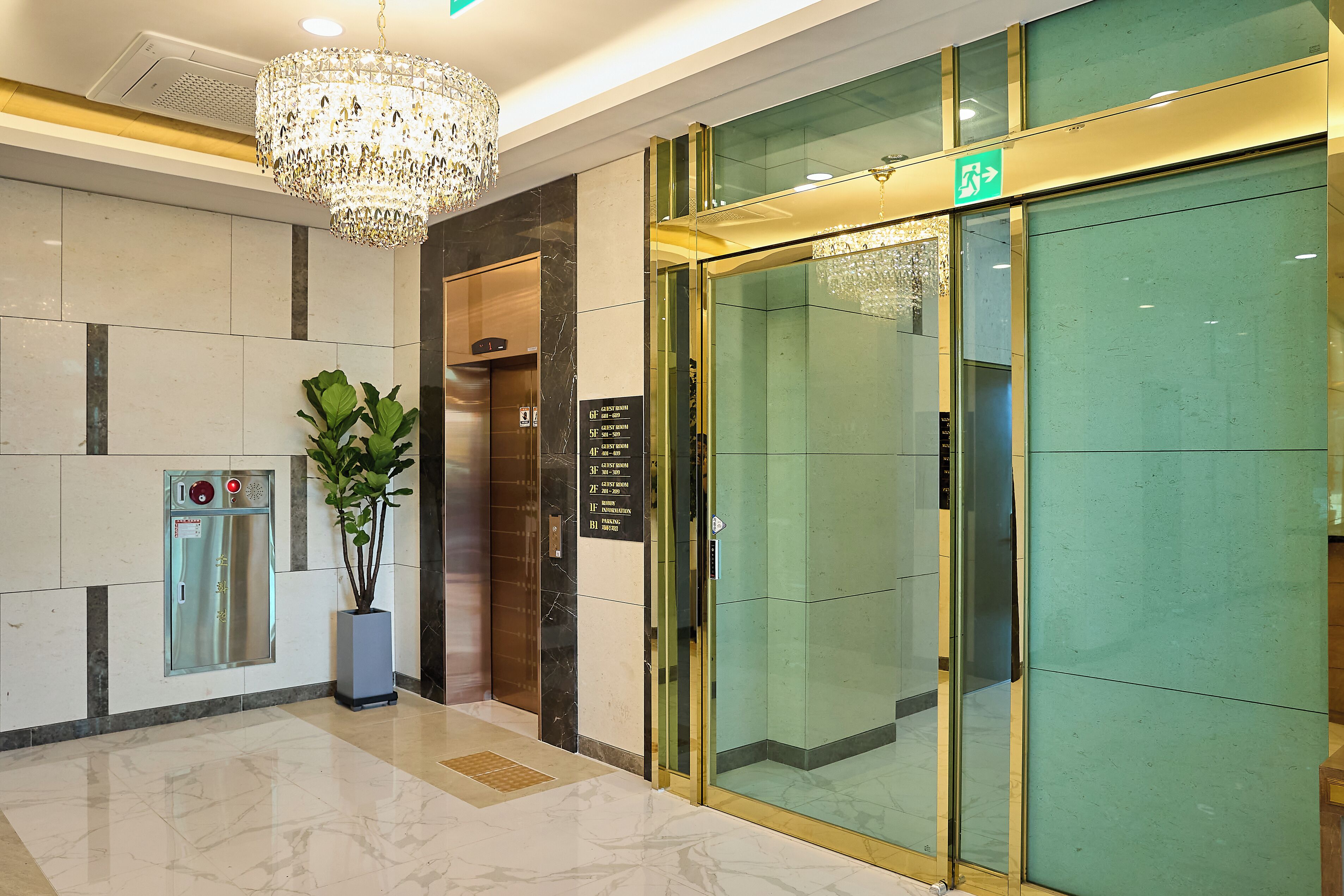 mir hotel 3*