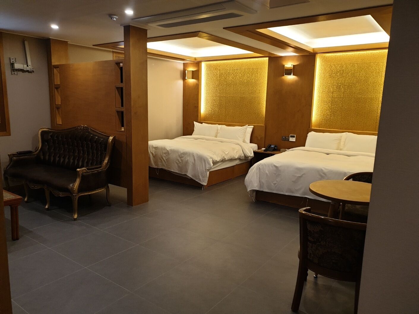 mir hotel 3*