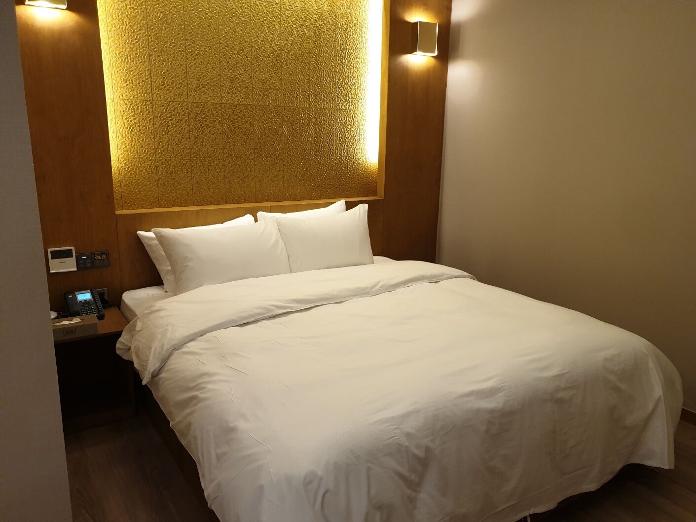 mir hotel 3*