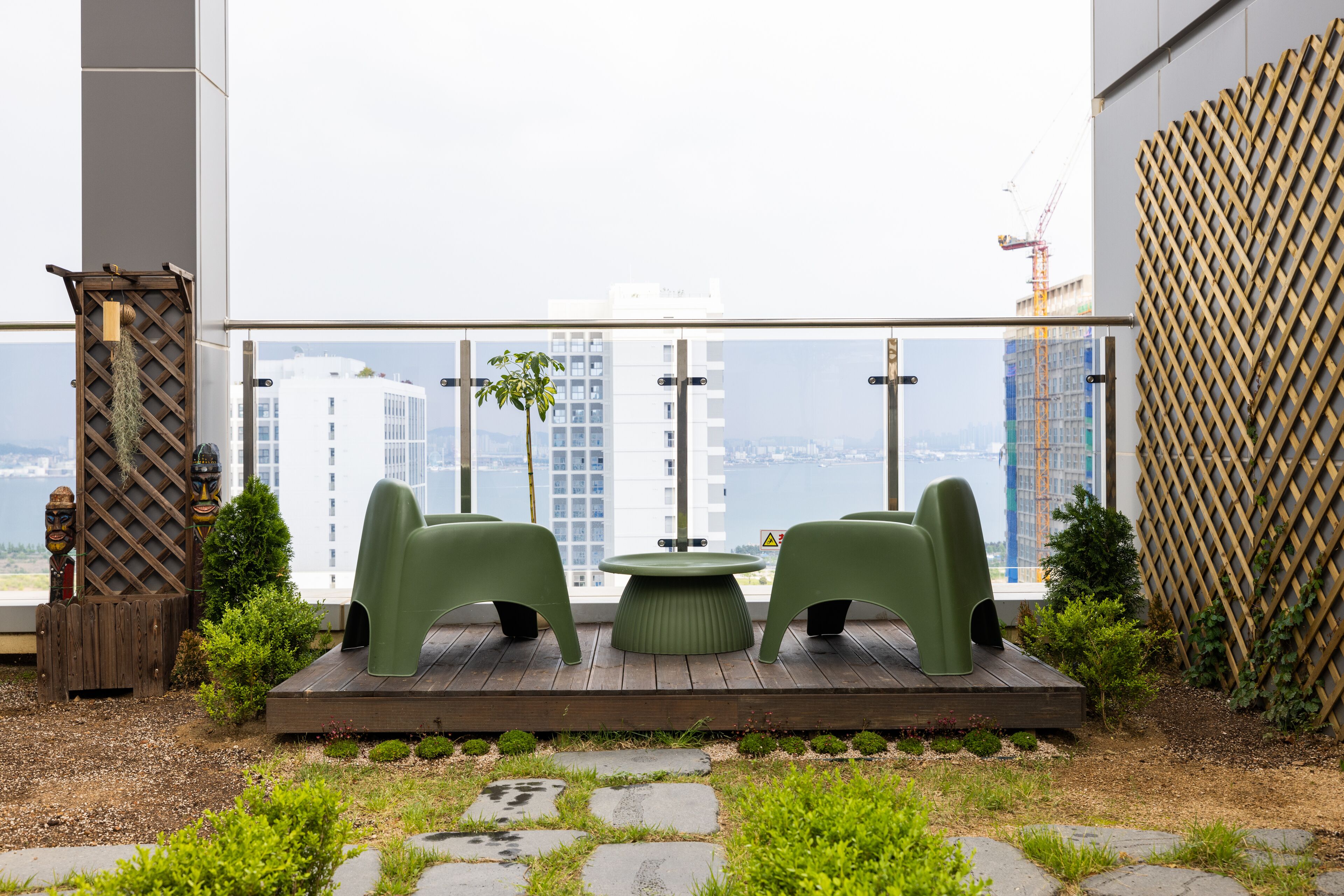 Grandbleu Hotel & Residence 2*