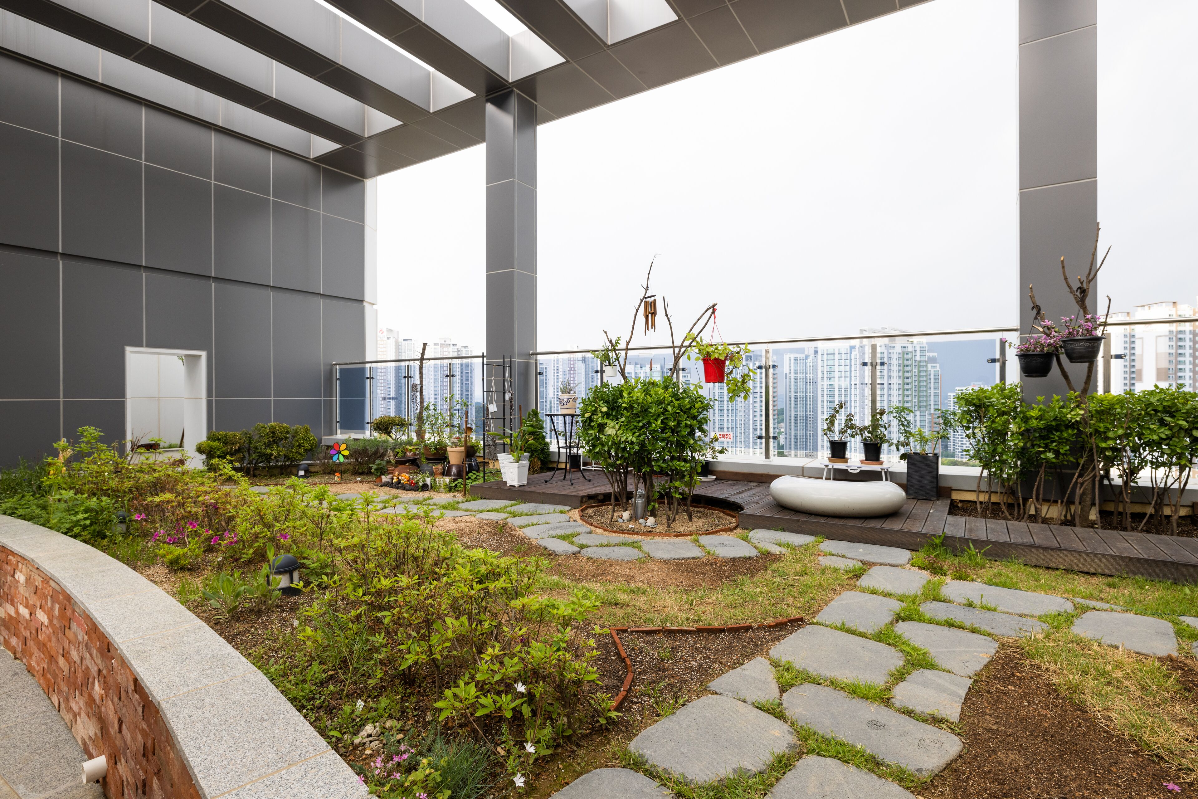 Grandbleu Hotel & Residence 2*