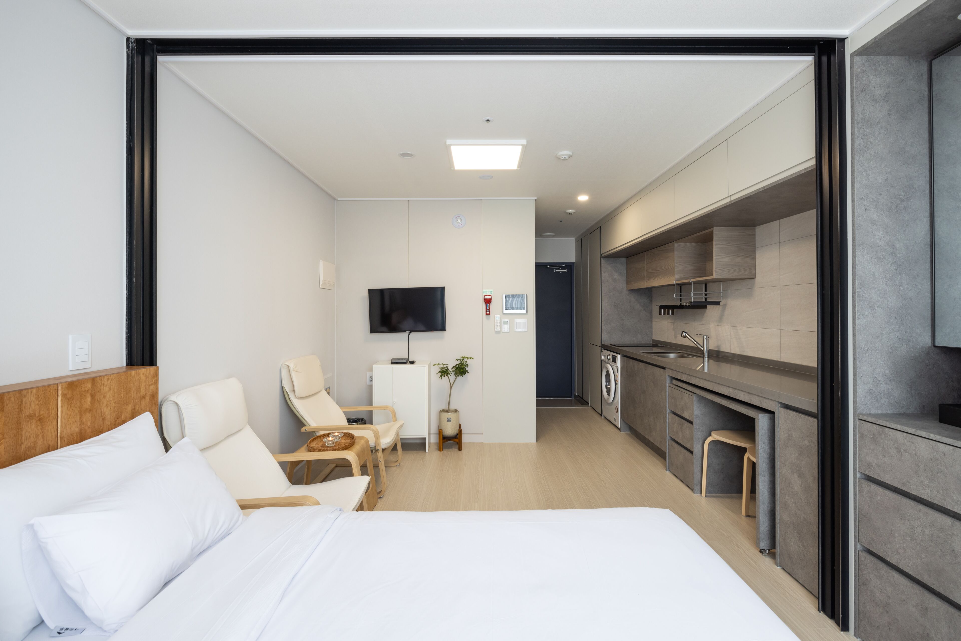 Grandbleu Hotel & Residence 2*