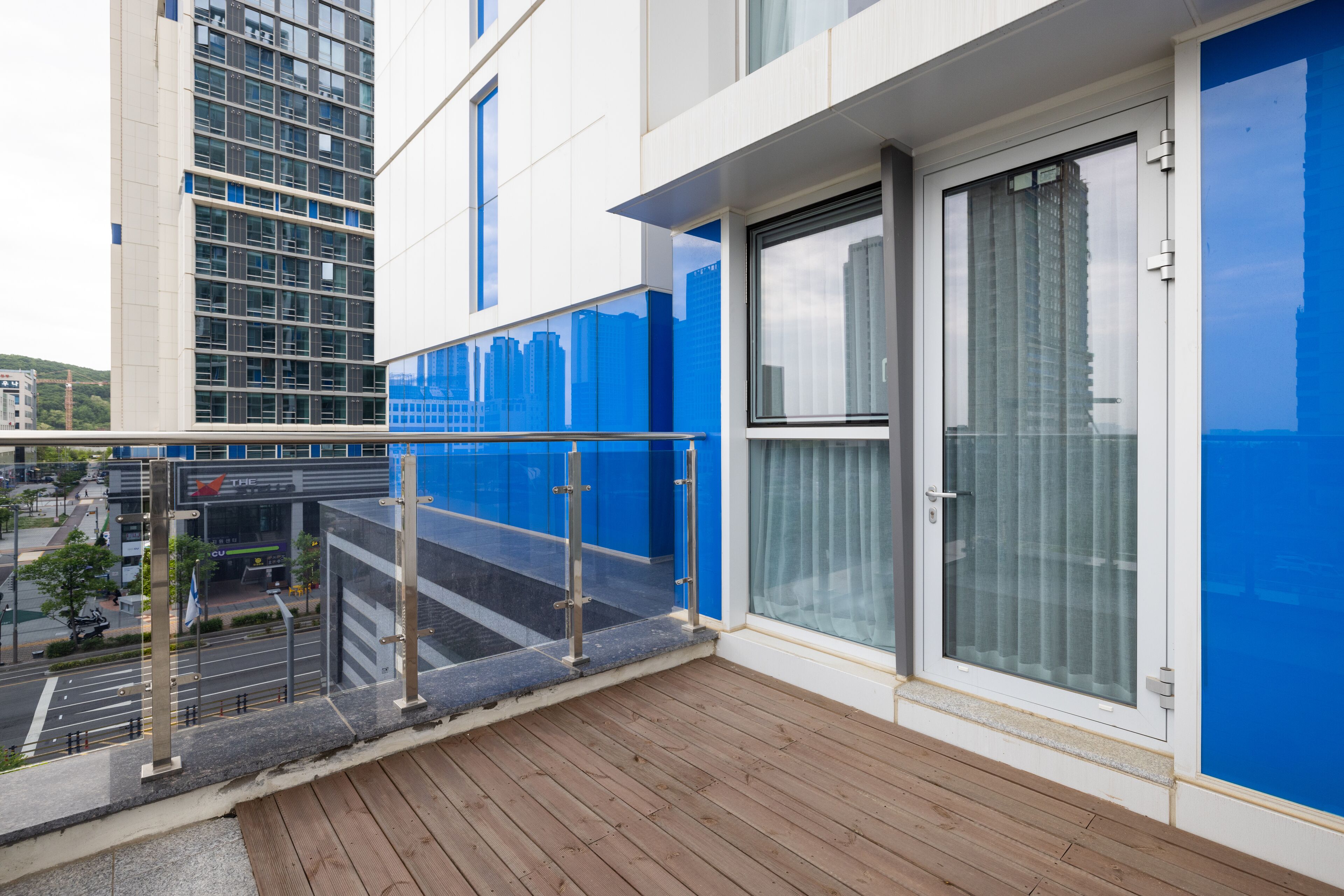 Grandbleu Hotel & Residence 2*