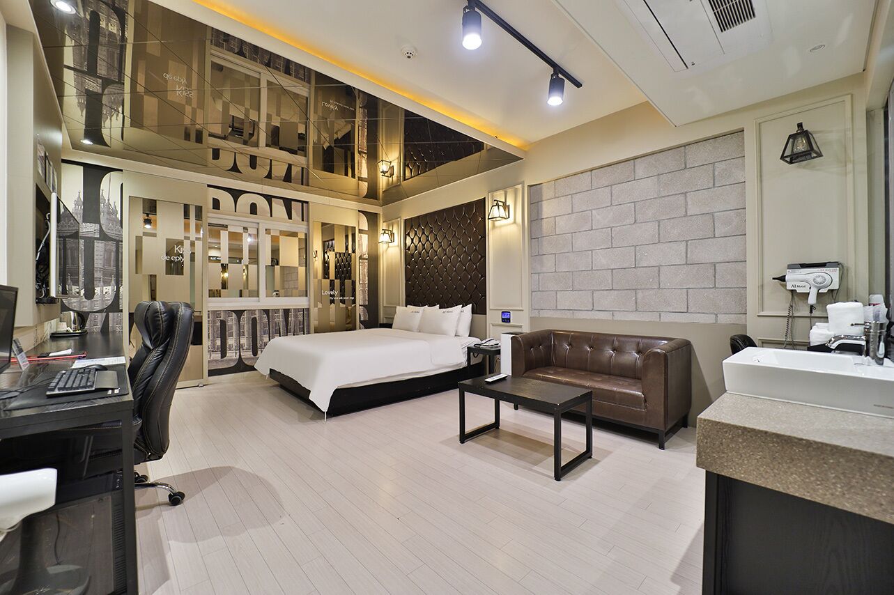 Hotel A1 Jukdo 2*