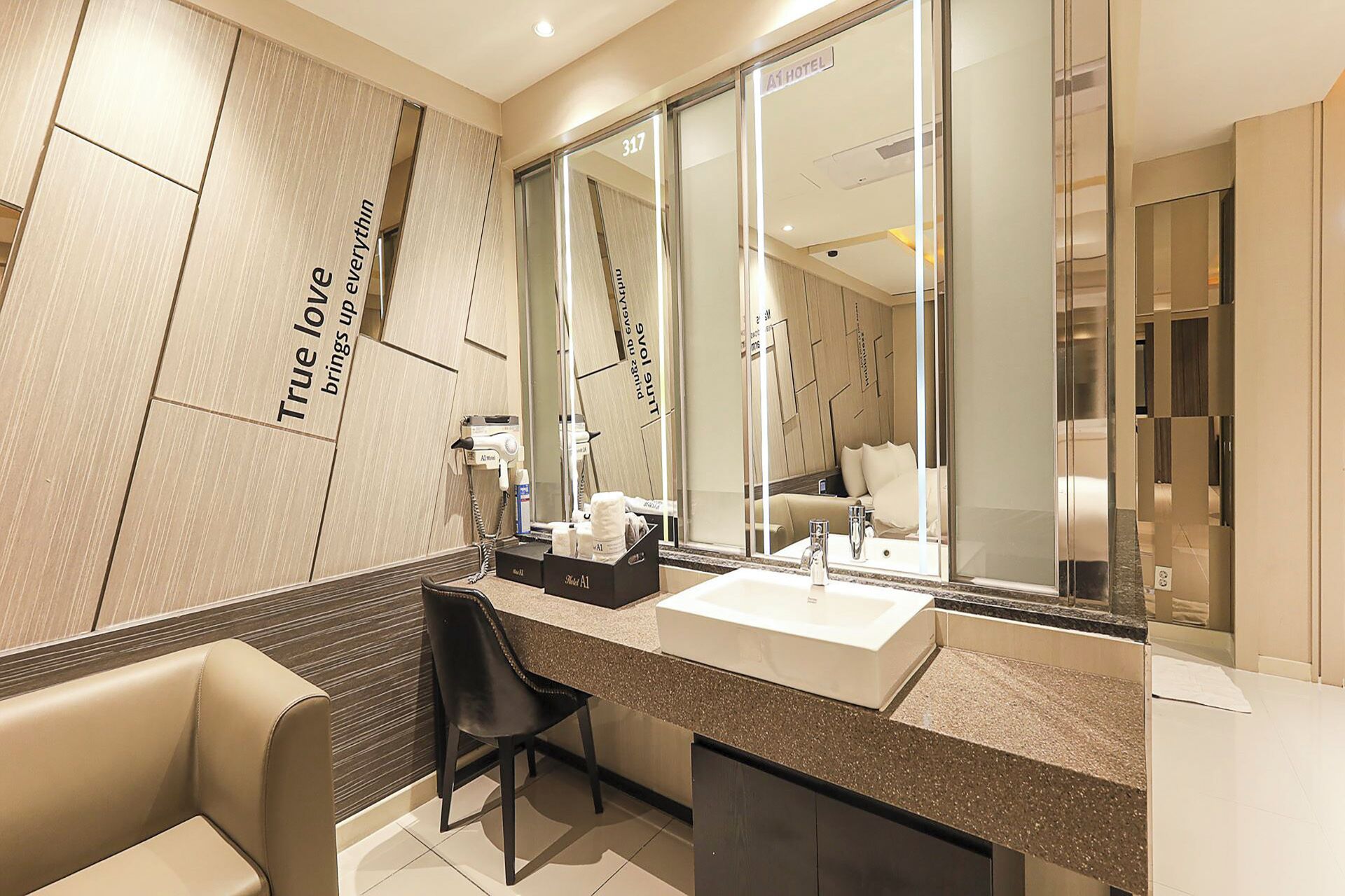 Hotel A1 Jukdo 2*