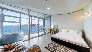 Geojae Sanggaksokeui Jip Pension - Jangmok branch 3*