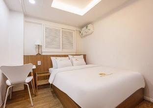 MUST STAY HOTEL Sinjeongnegeori Station 2*