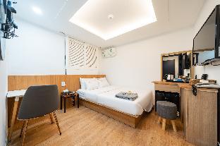 MUST STAY HOTEL Sinjeongnegeori Station 2*