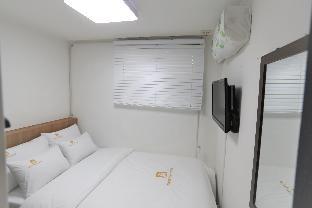 MUST STAY HOTEL Sinjeongnegeori Station 2*