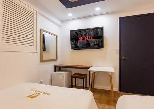 MUST STAY HOTEL Sinjeongnegeori Station 2*
