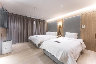 Gimhae Hotel Granada 3*