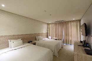 Hotel The Sea Star 3*