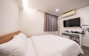 Jongno (Daehakro) Hyehwa Inn 2*