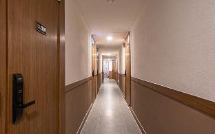 Changwon Jinhae Hotel Sheja 2*