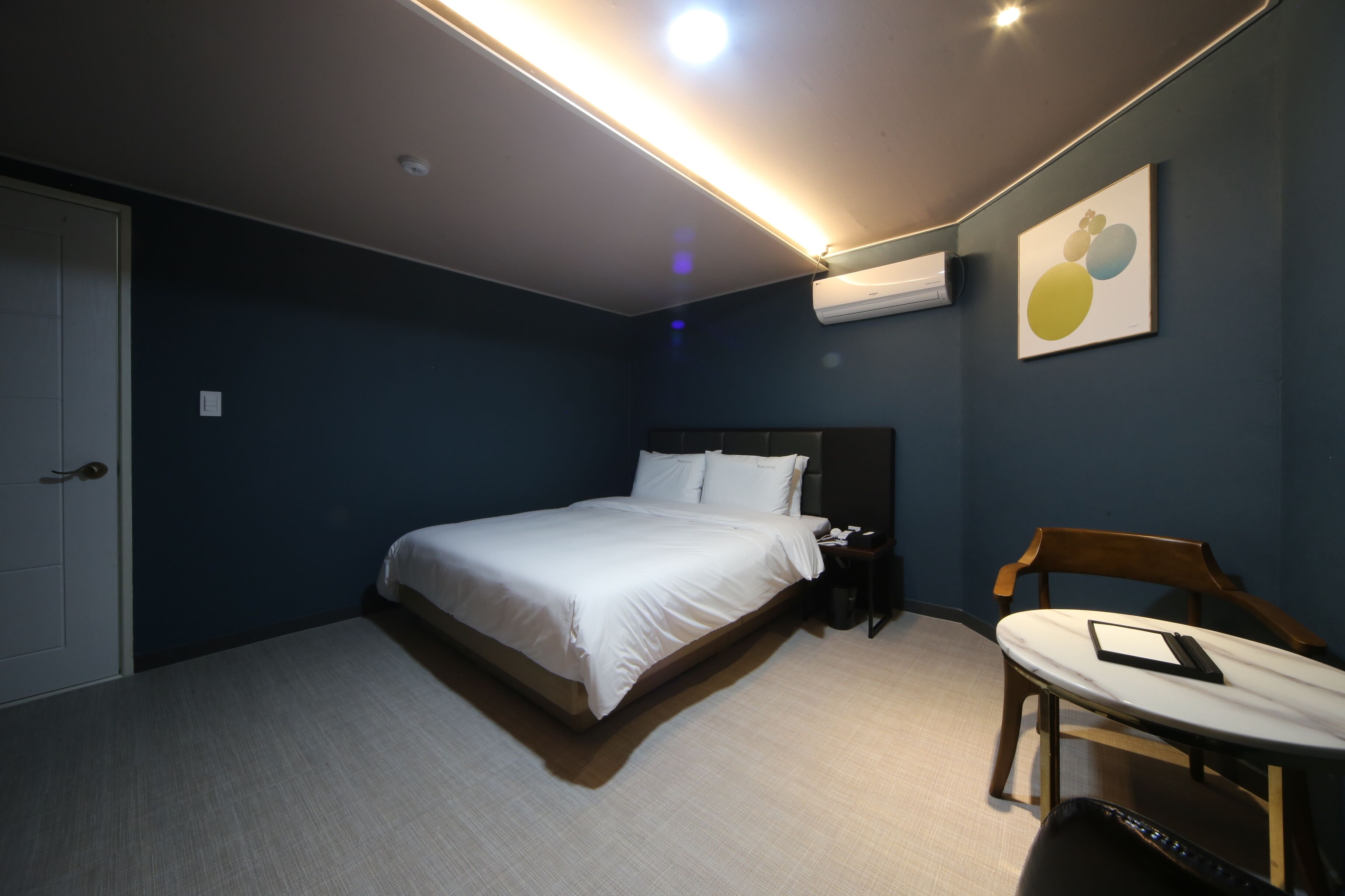 Busan Choeup Yuna Hotel 3*