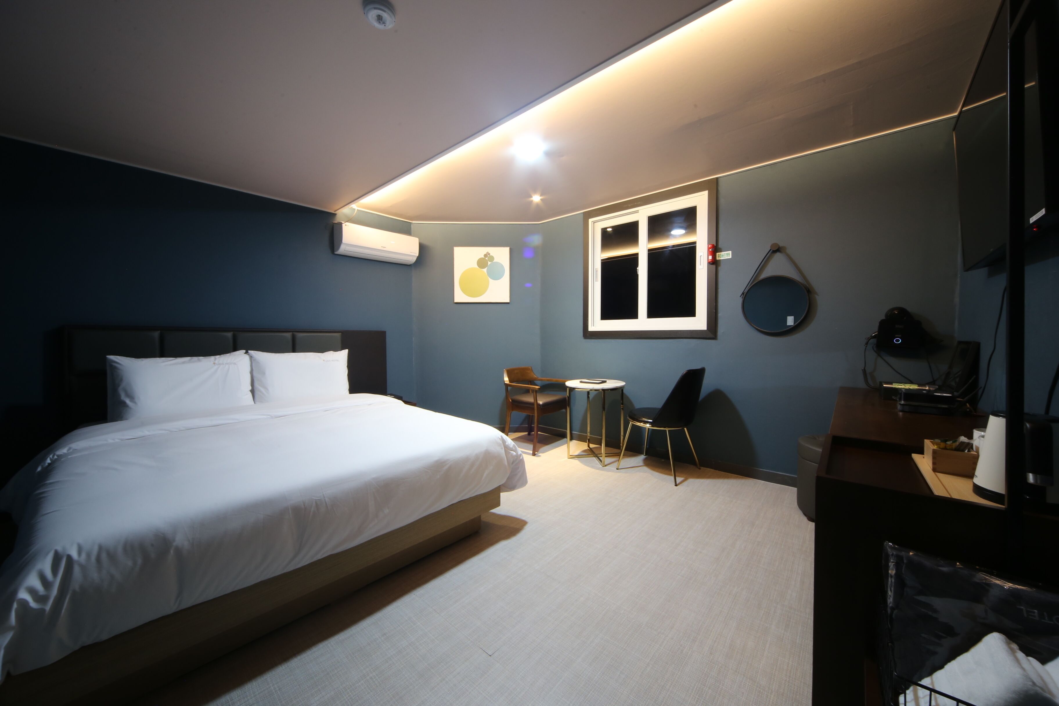 Busan Choeup Yuna Hotel 3*
