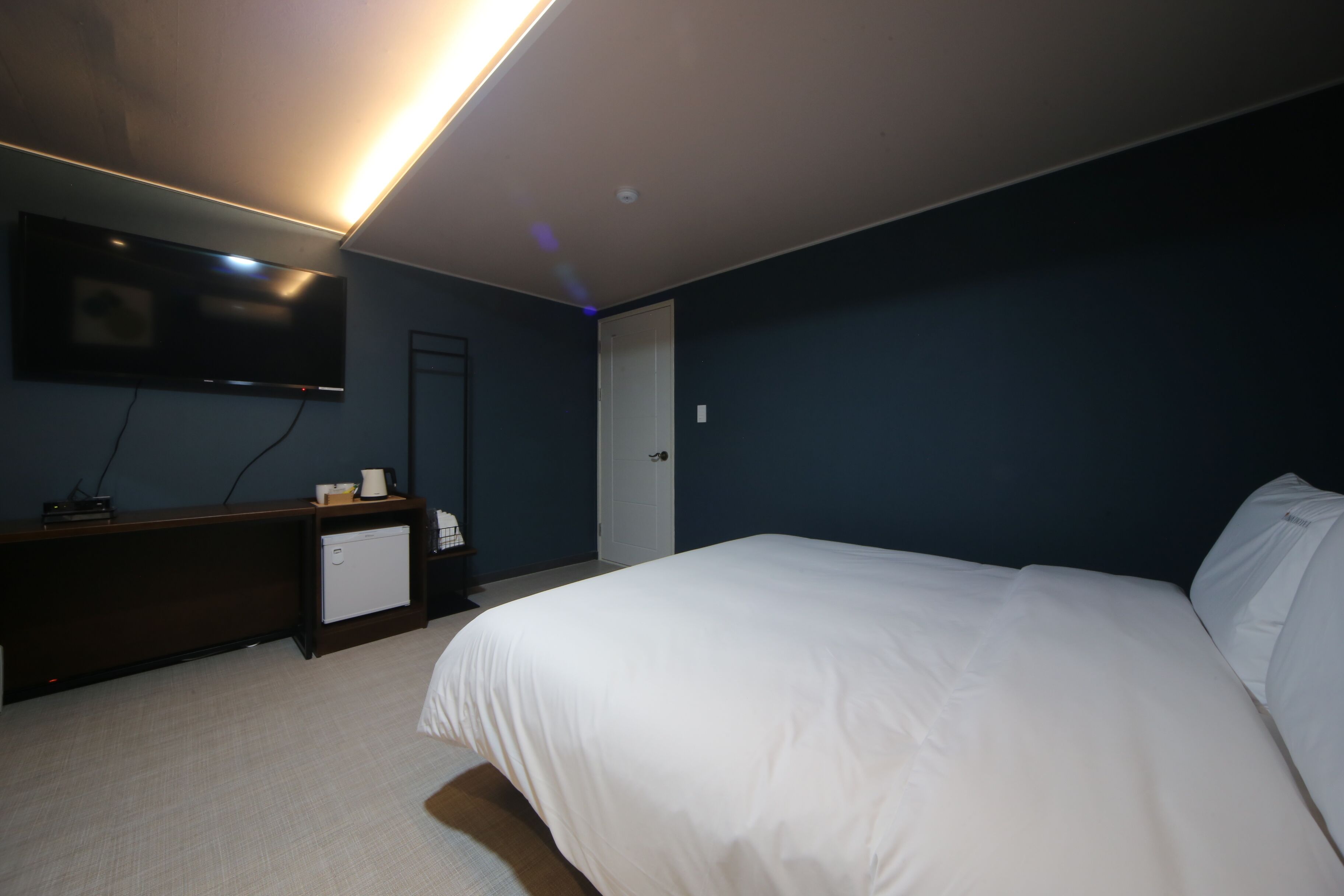 Busan Choeup Yuna Hotel 3*