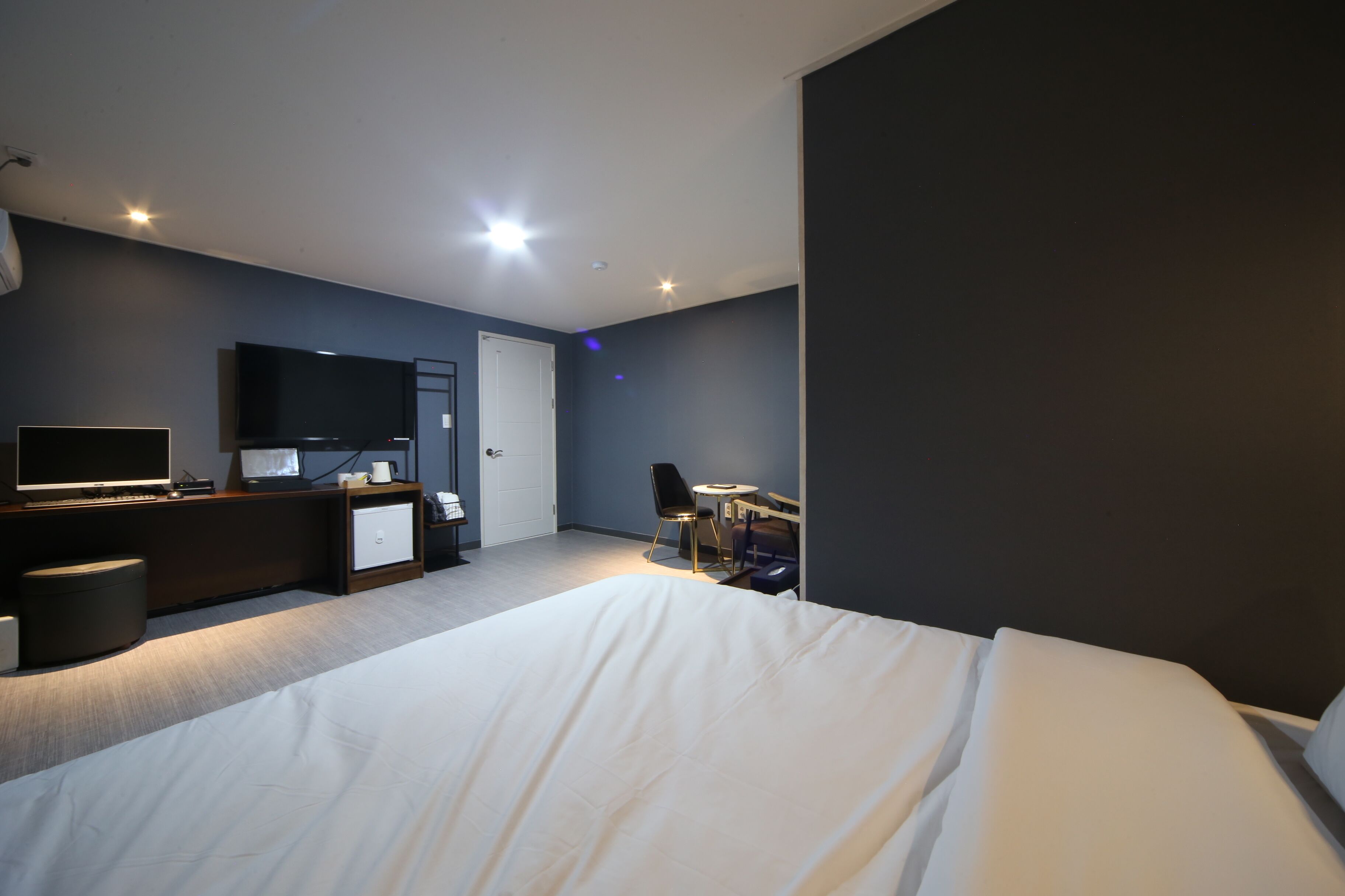 Busan Choeup Yuna Hotel 3*