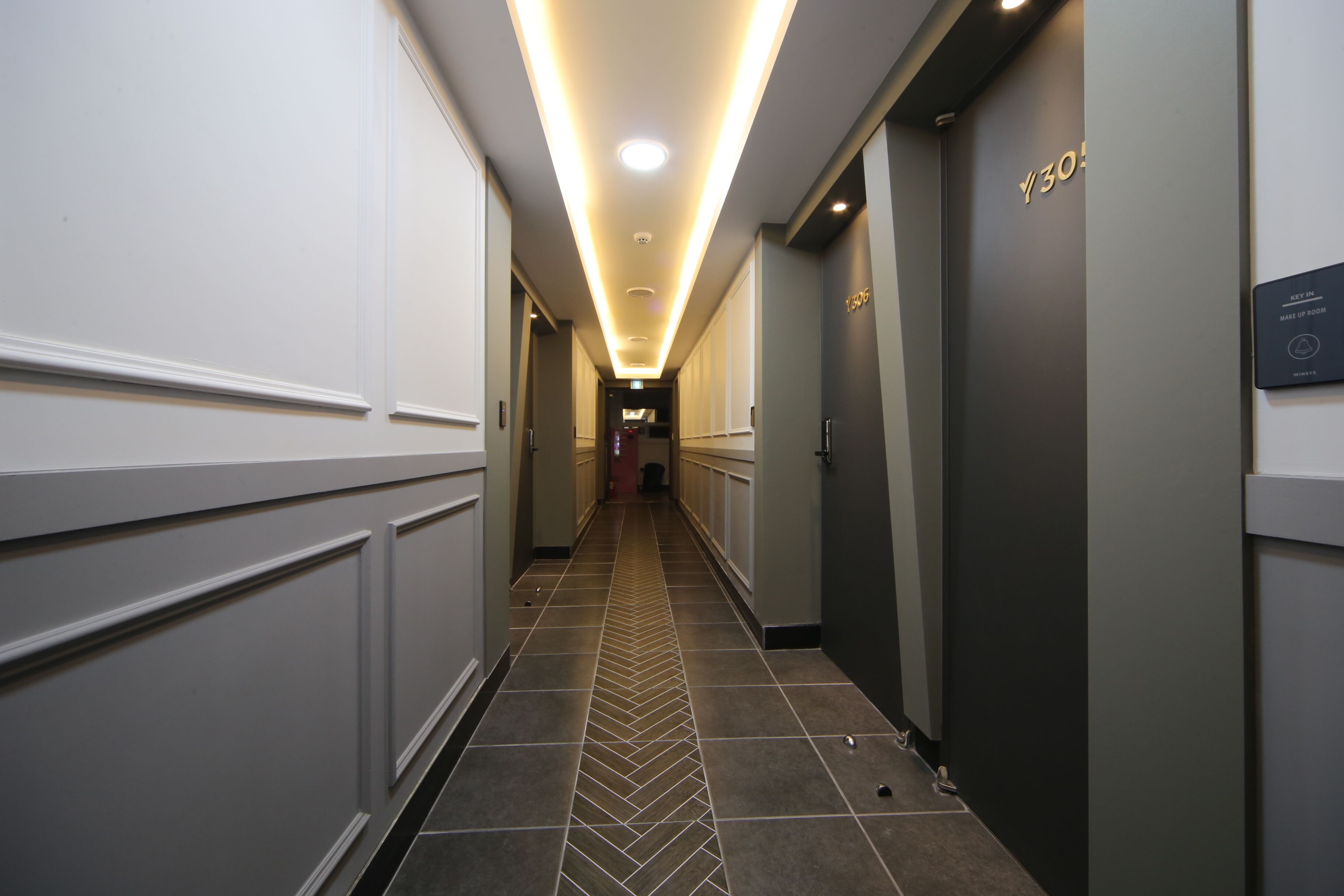 Busan Choeup Yuna Hotel 3*