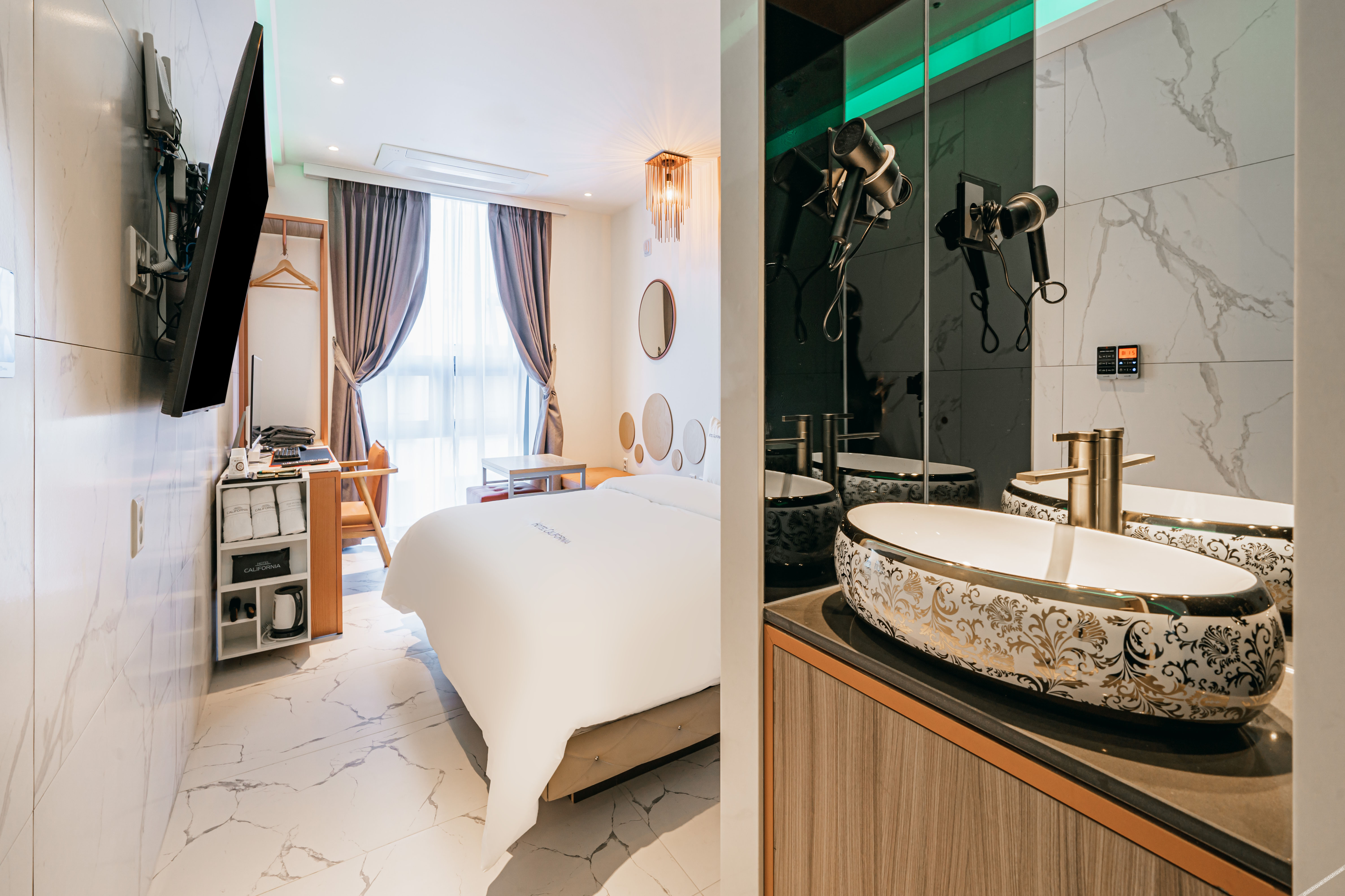 Incheon (Geomdan New Town) Hotel California 2*