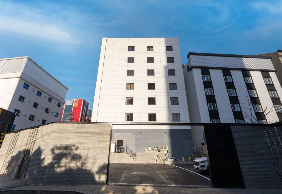 Gimhae The Van Hotel 3*