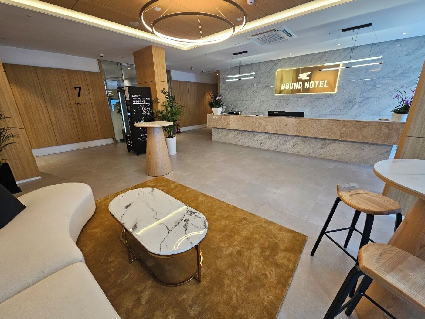 The hound hotel bandalseom2 4*