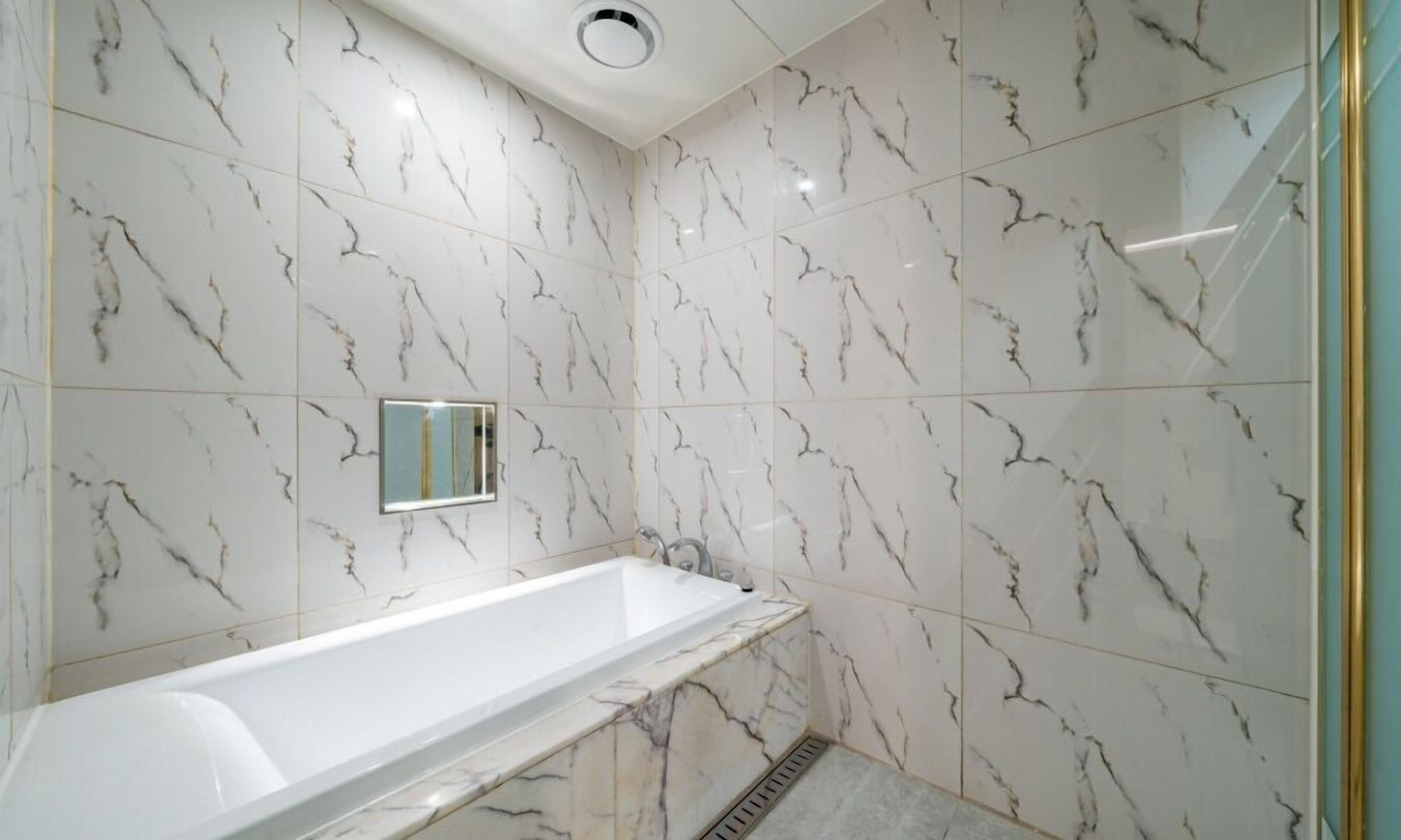 HOTEL THE ART UIWANG 2*