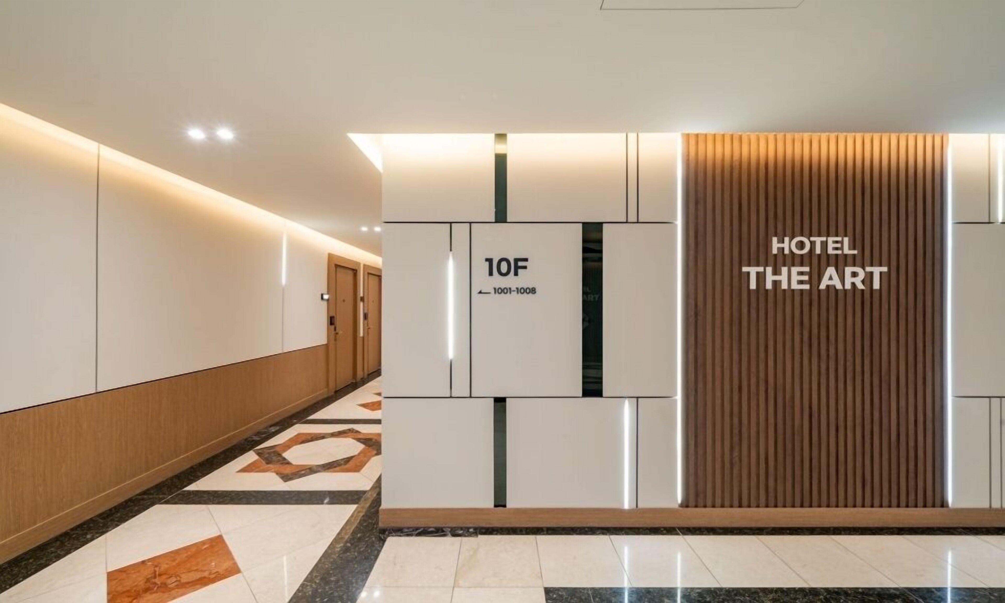 HOTEL THE ART UIWANG 2*