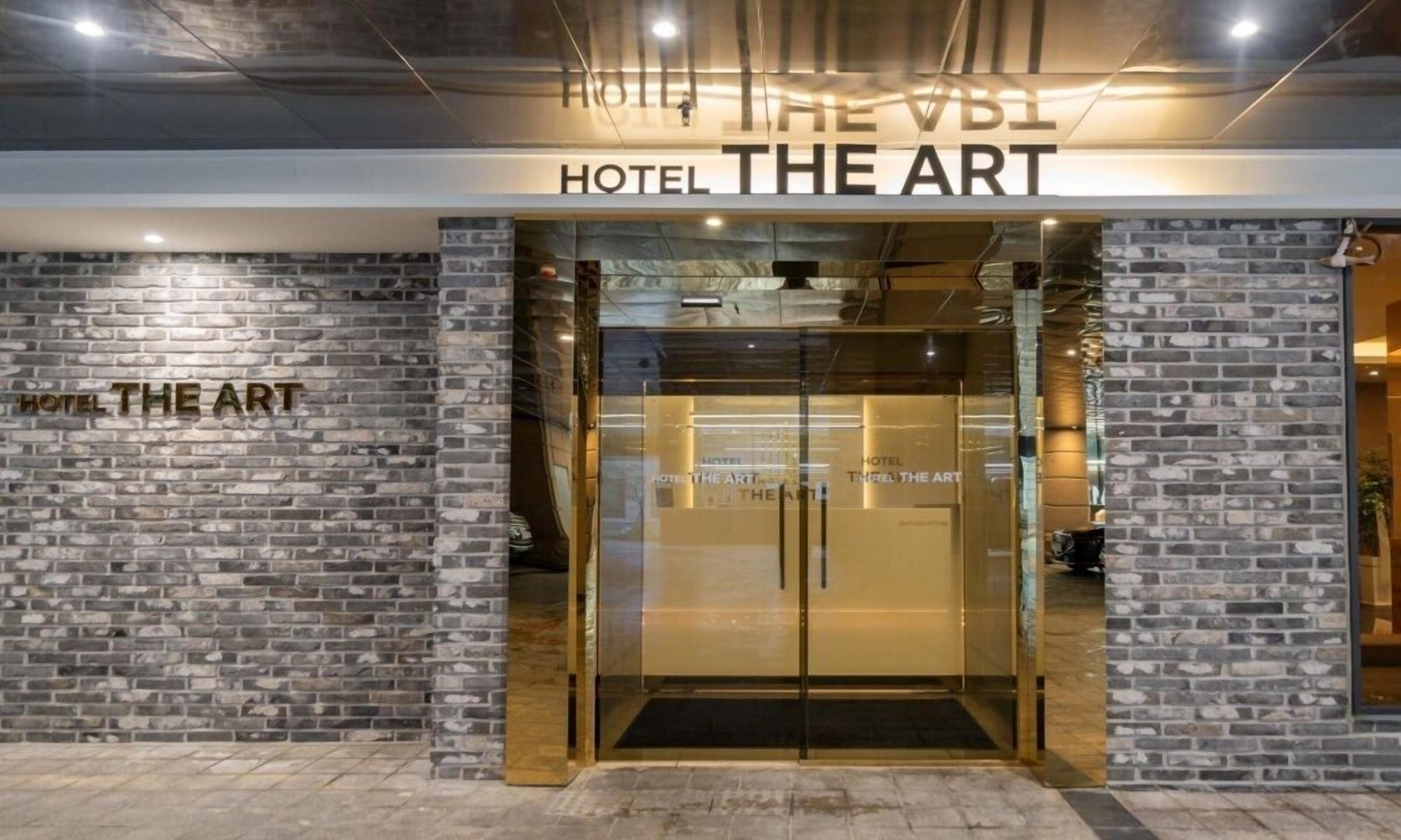 HOTEL THE ART UIWANG 2*
