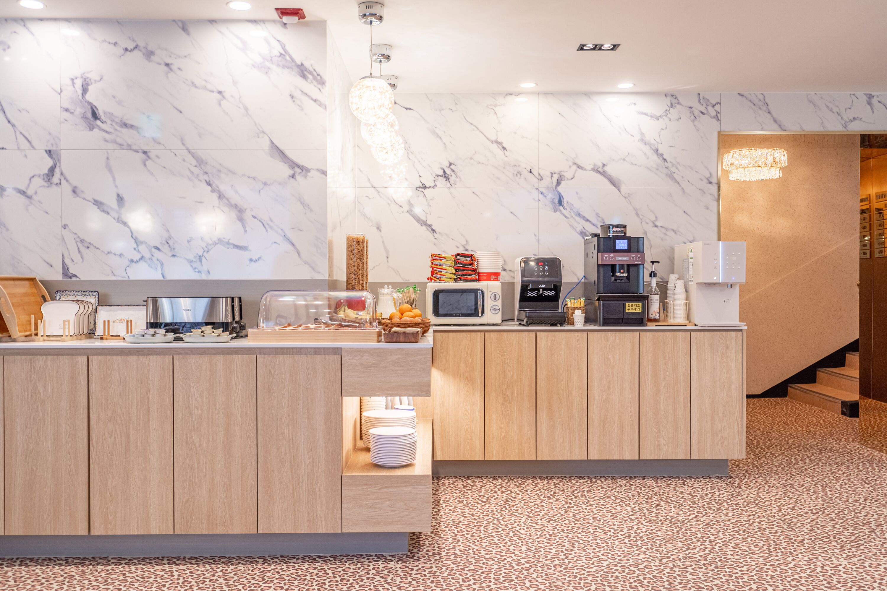 BrownDot Hotel Gimhae City Hall 3*