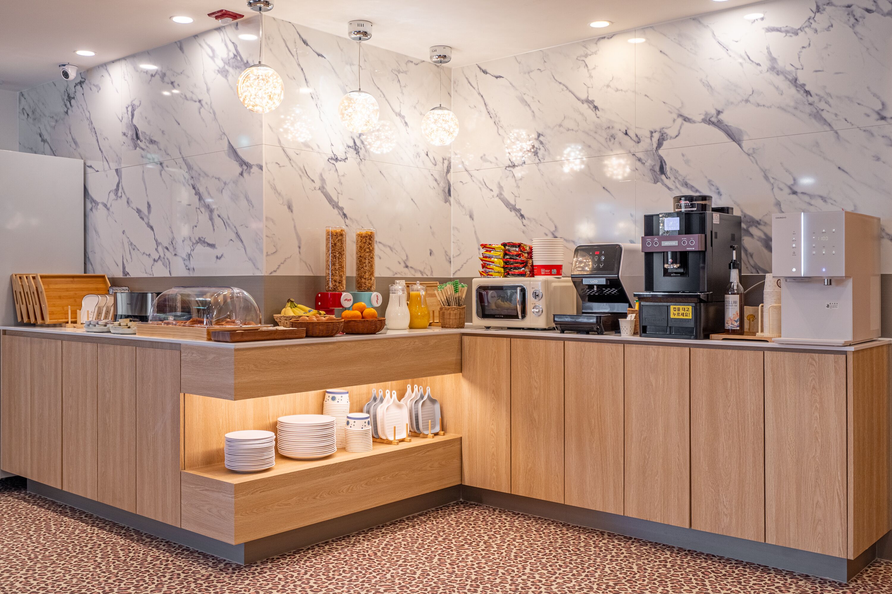 BrownDot Hotel Gimhae City Hall 3*