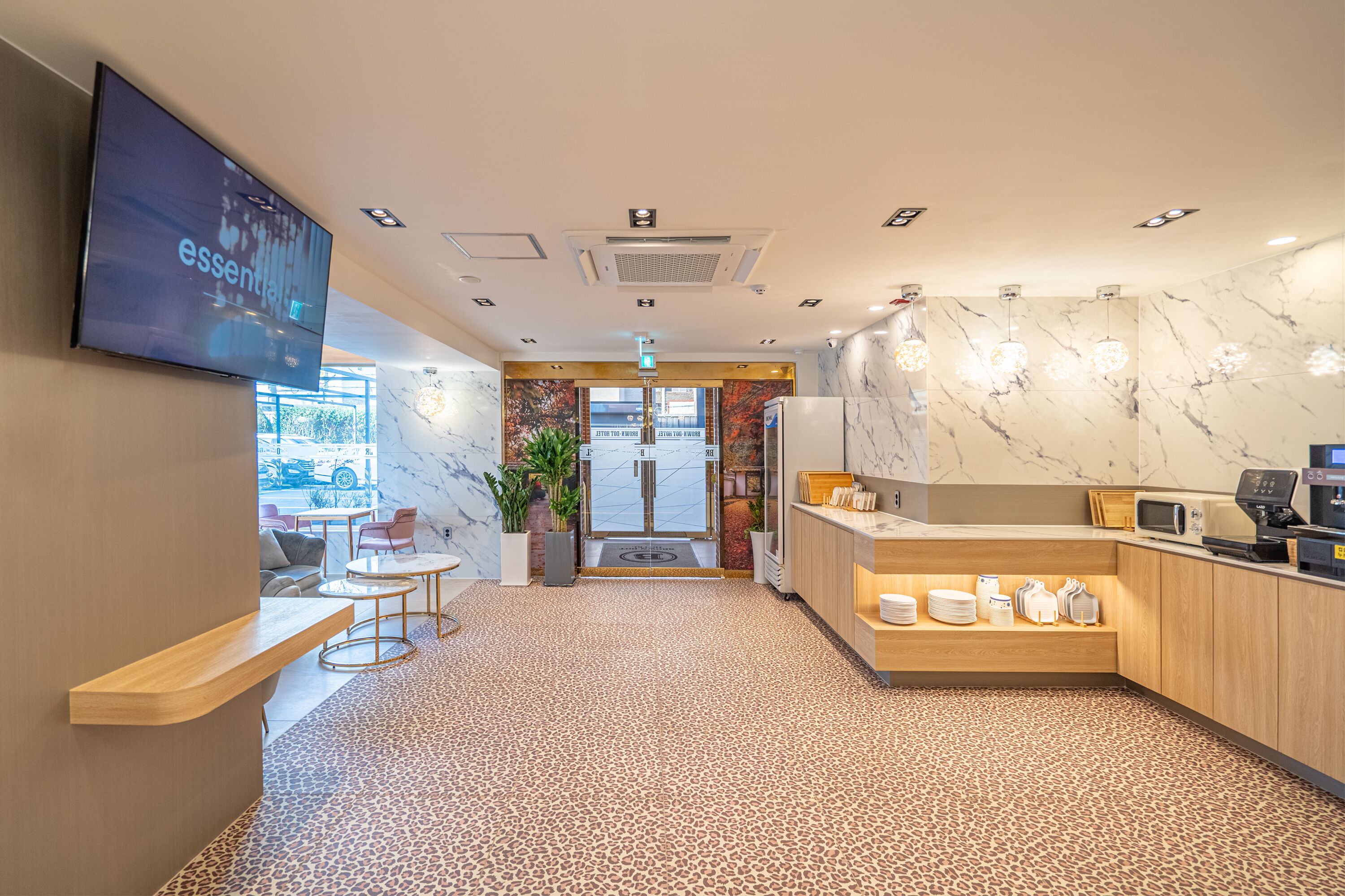 BrownDot Hotel Gimhae City Hall 3*