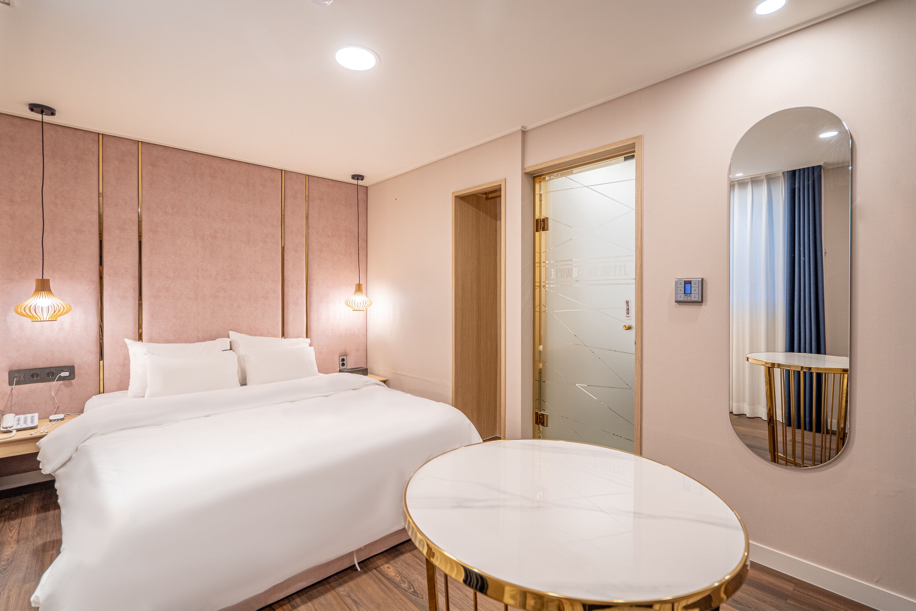 BrownDot Hotel Gimhae City Hall 3*
