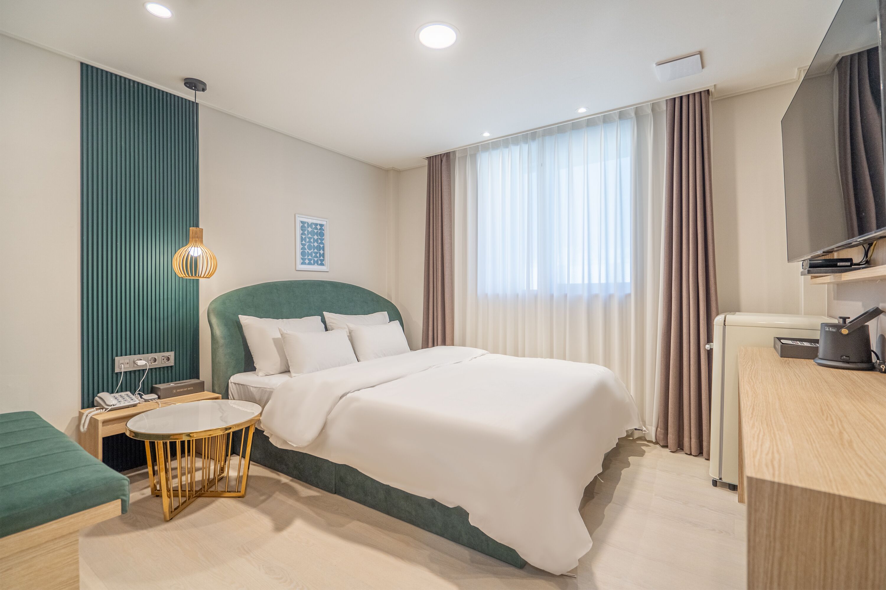 BrownDot Hotel Gimhae City Hall 3*