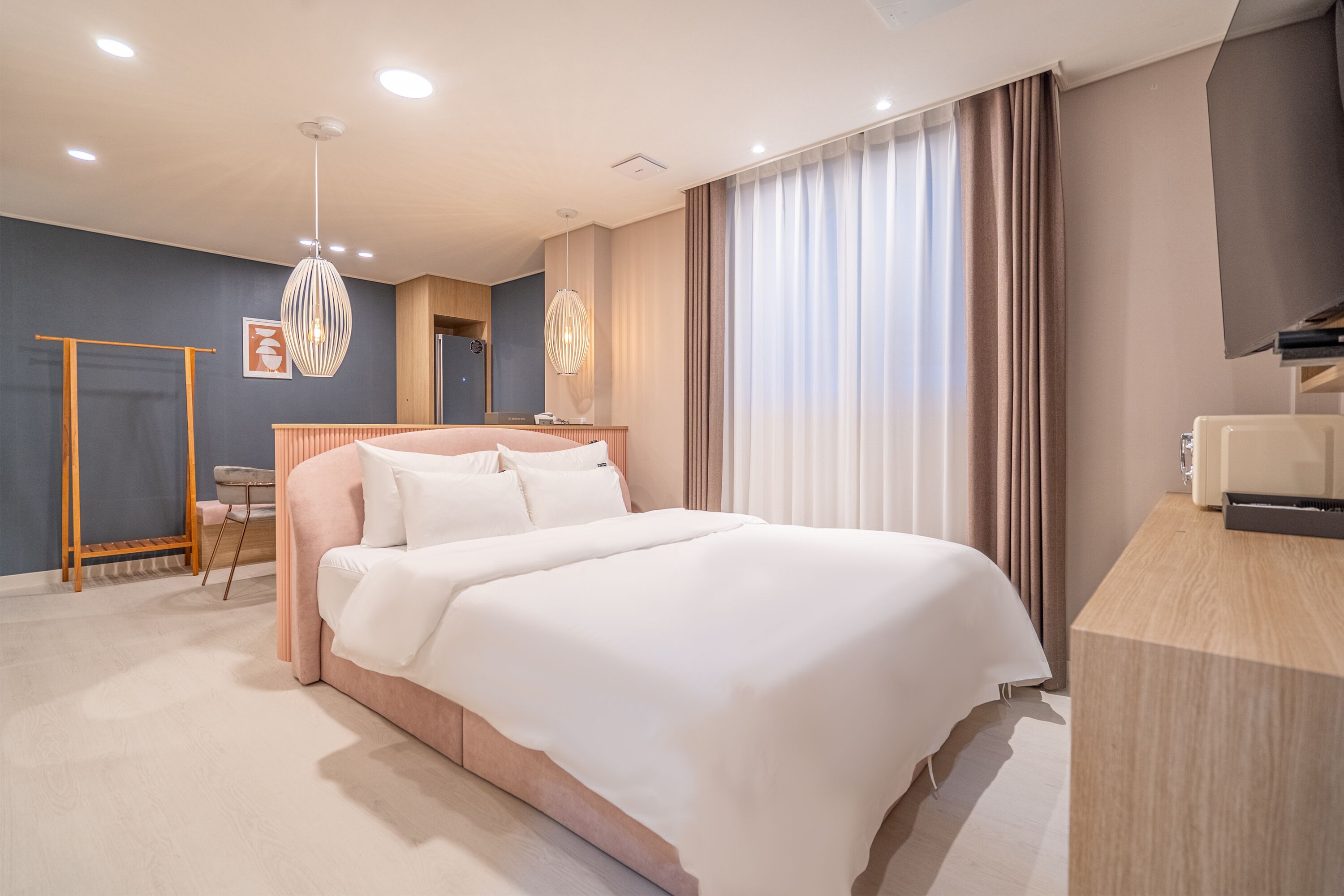 BrownDot Hotel Gimhae City Hall 3*