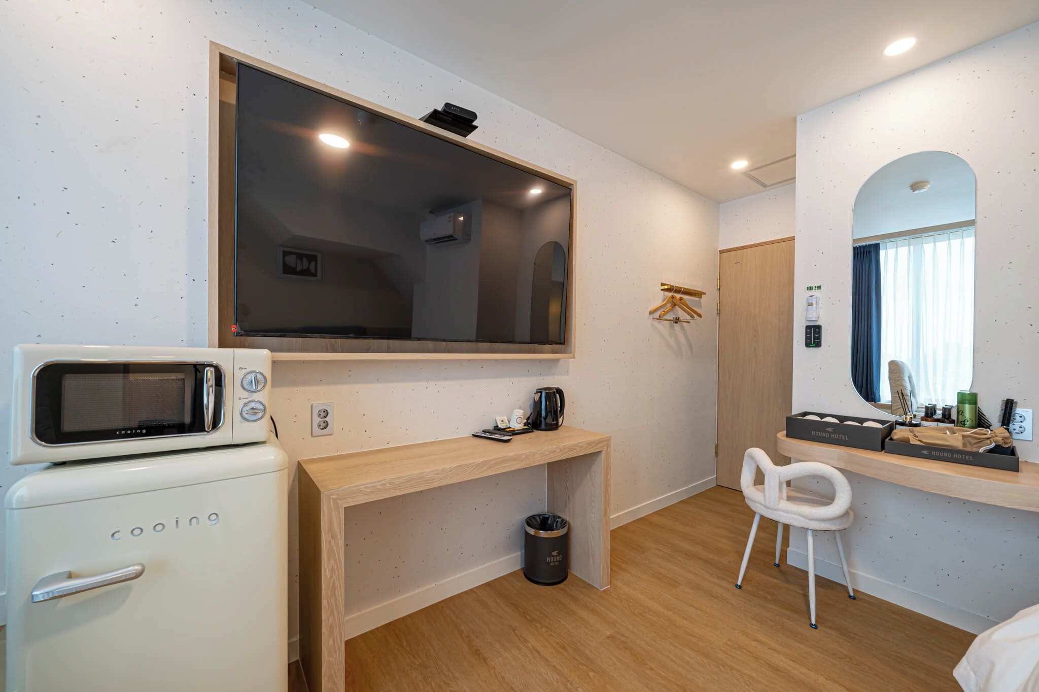 GEOJE-SI HOUND HOTEL JANGSEUNGPO 2*