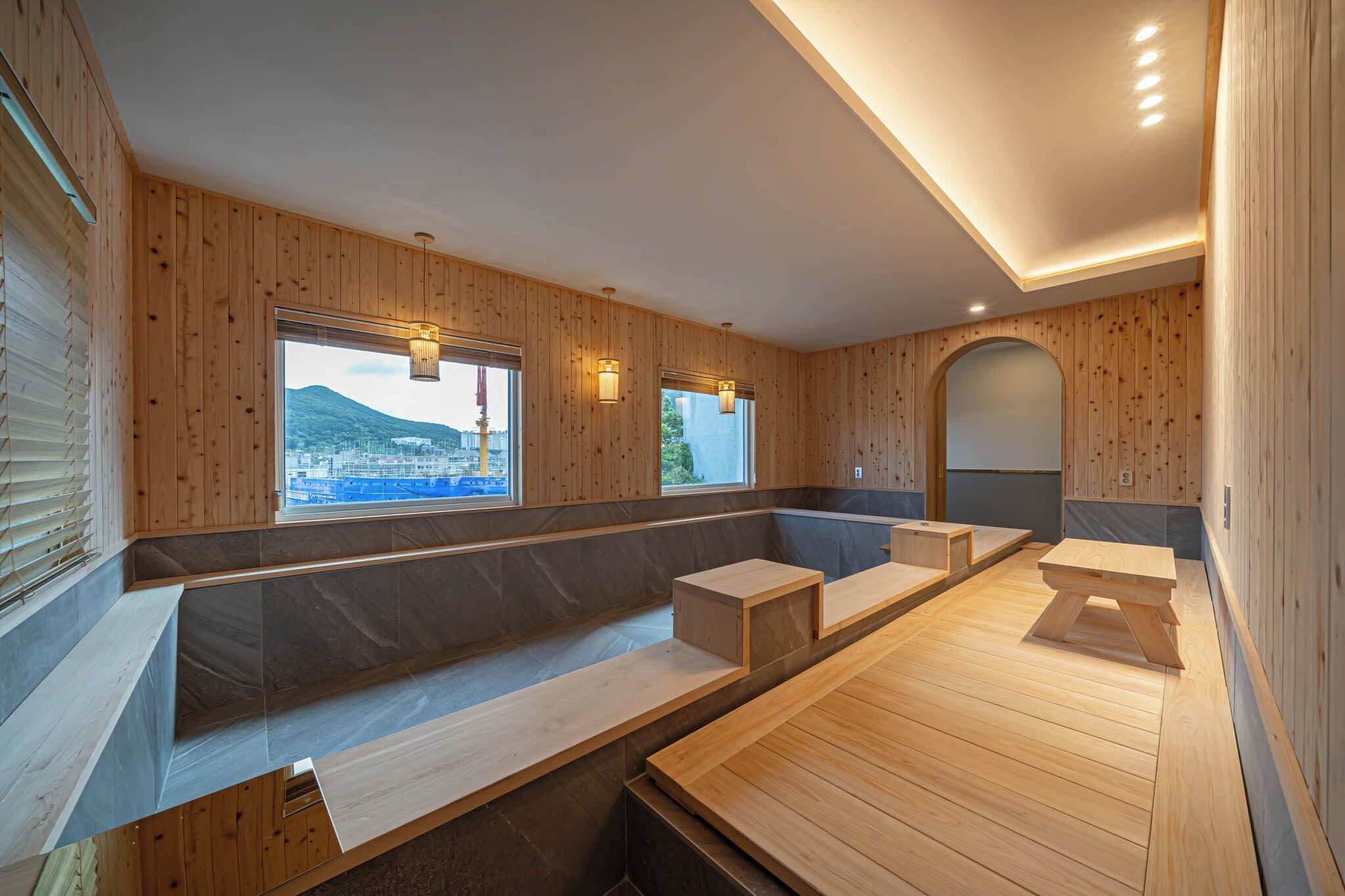 GEOJE-SI HOUND HOTEL JANGSEUNGPO 2*