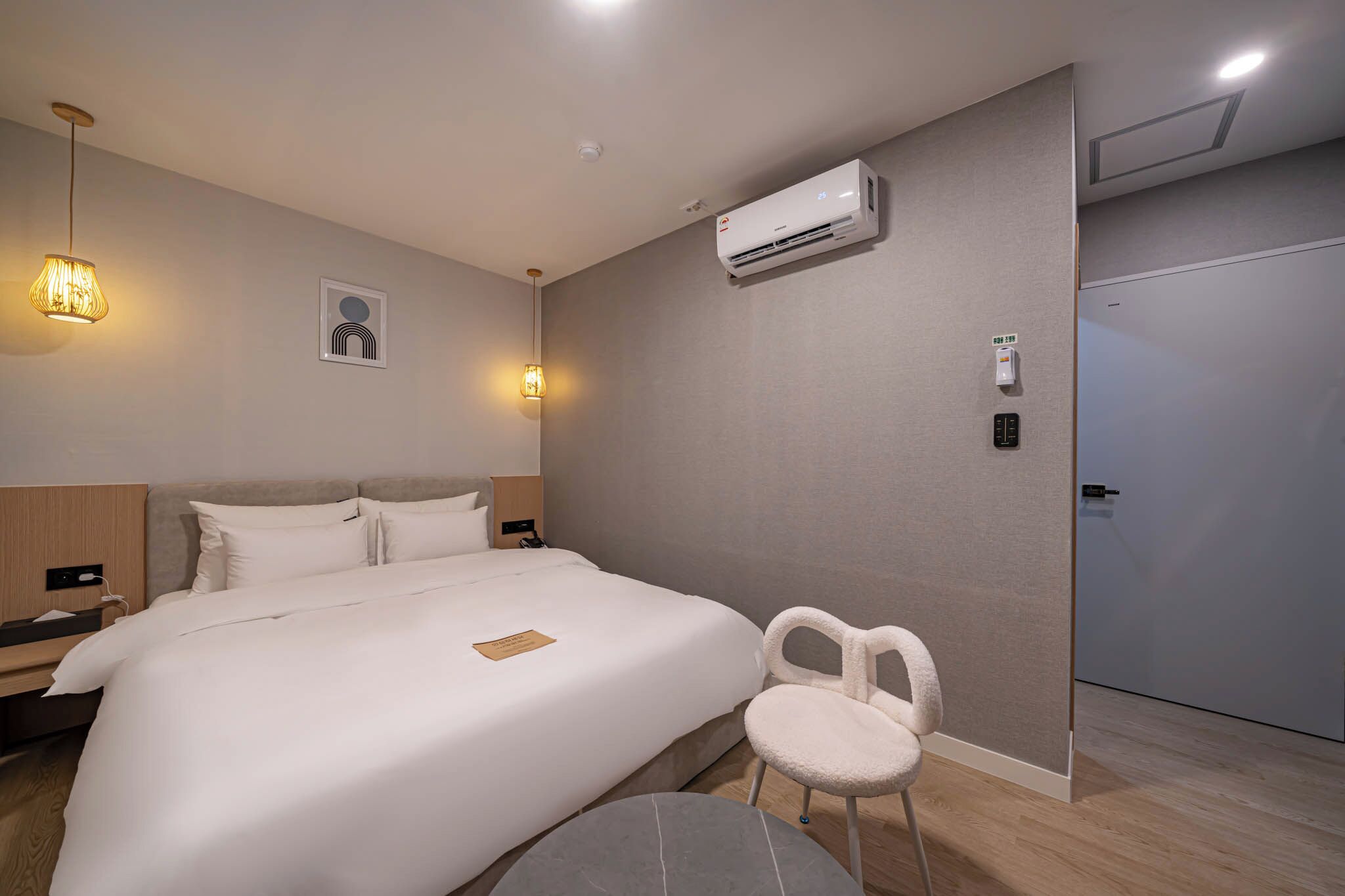 GEOJE-SI HOUND HOTEL JANGSEUNGPO 2*