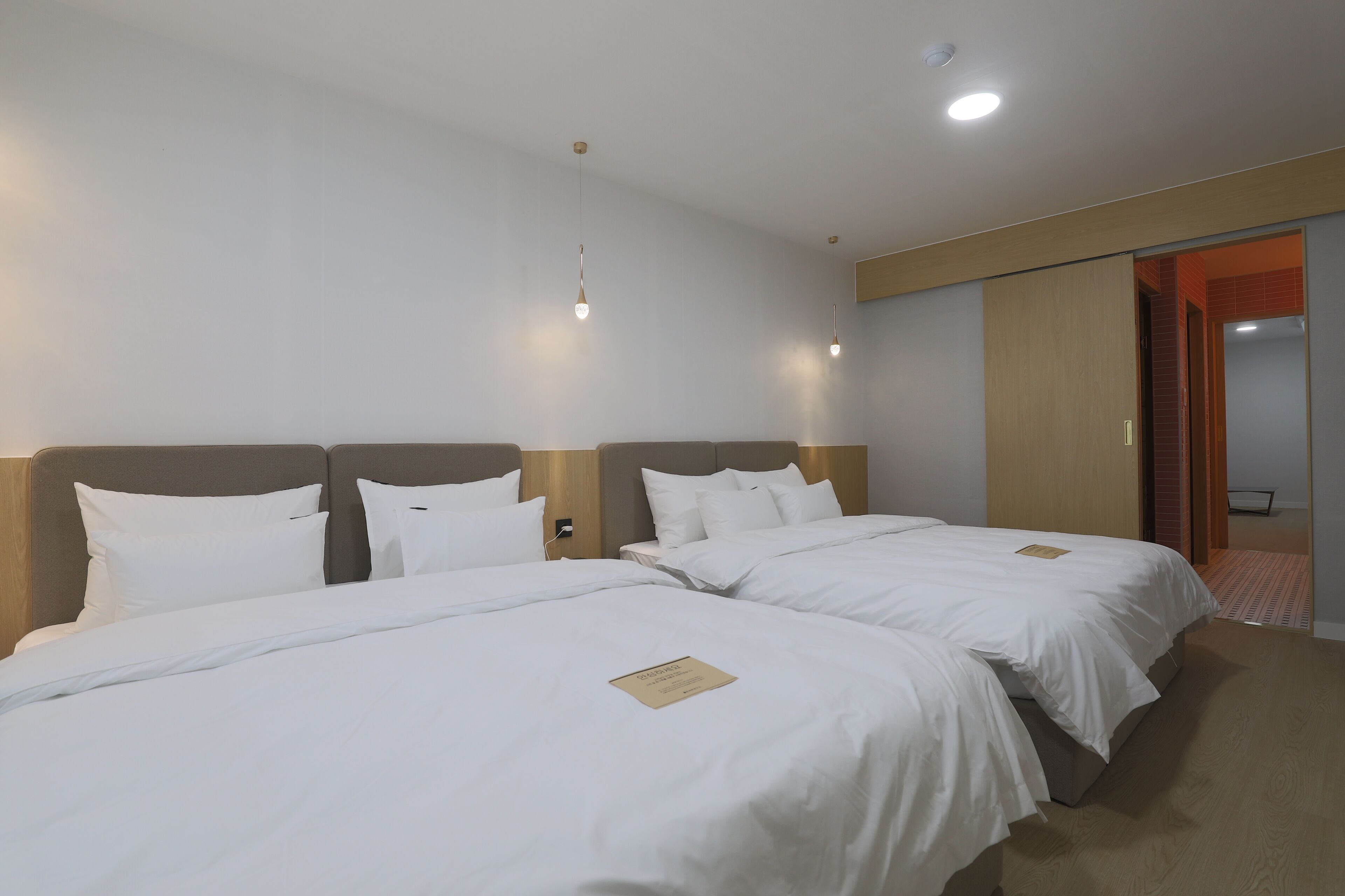 GEOJE-SI HOUND HOTEL JANGSEUNGPO 2*