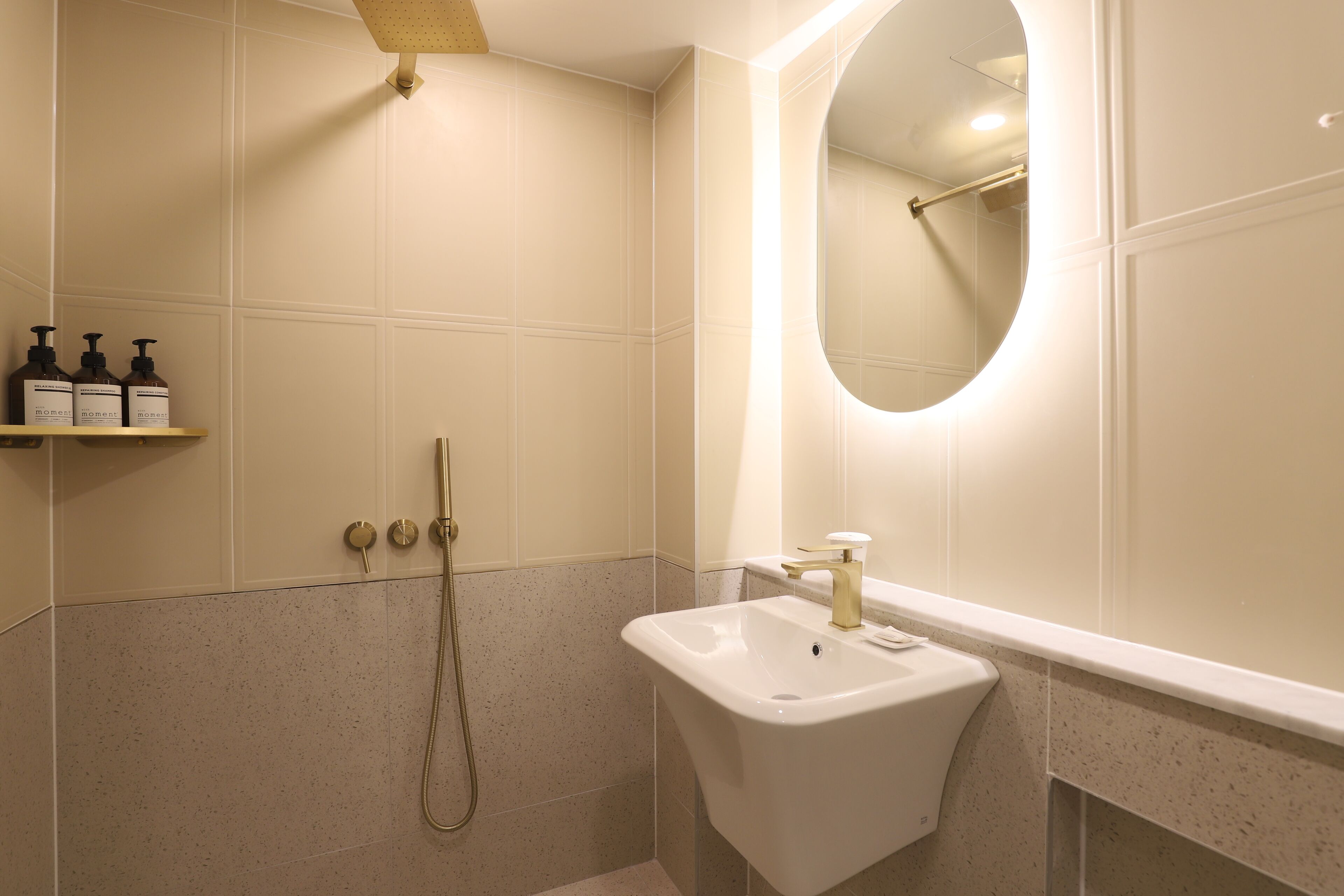 GEOJE-SI HOUND HOTEL JANGSEUNGPO 2*