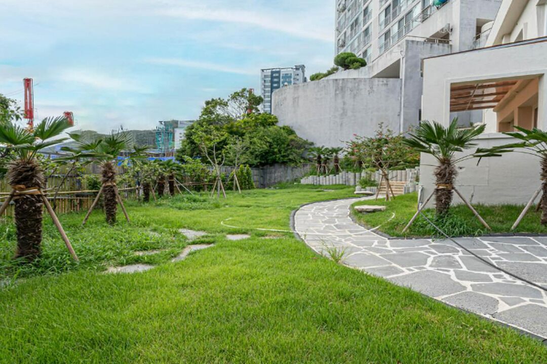 GEOJE-SI HOUND HOTEL JANGSEUNGPO 2*