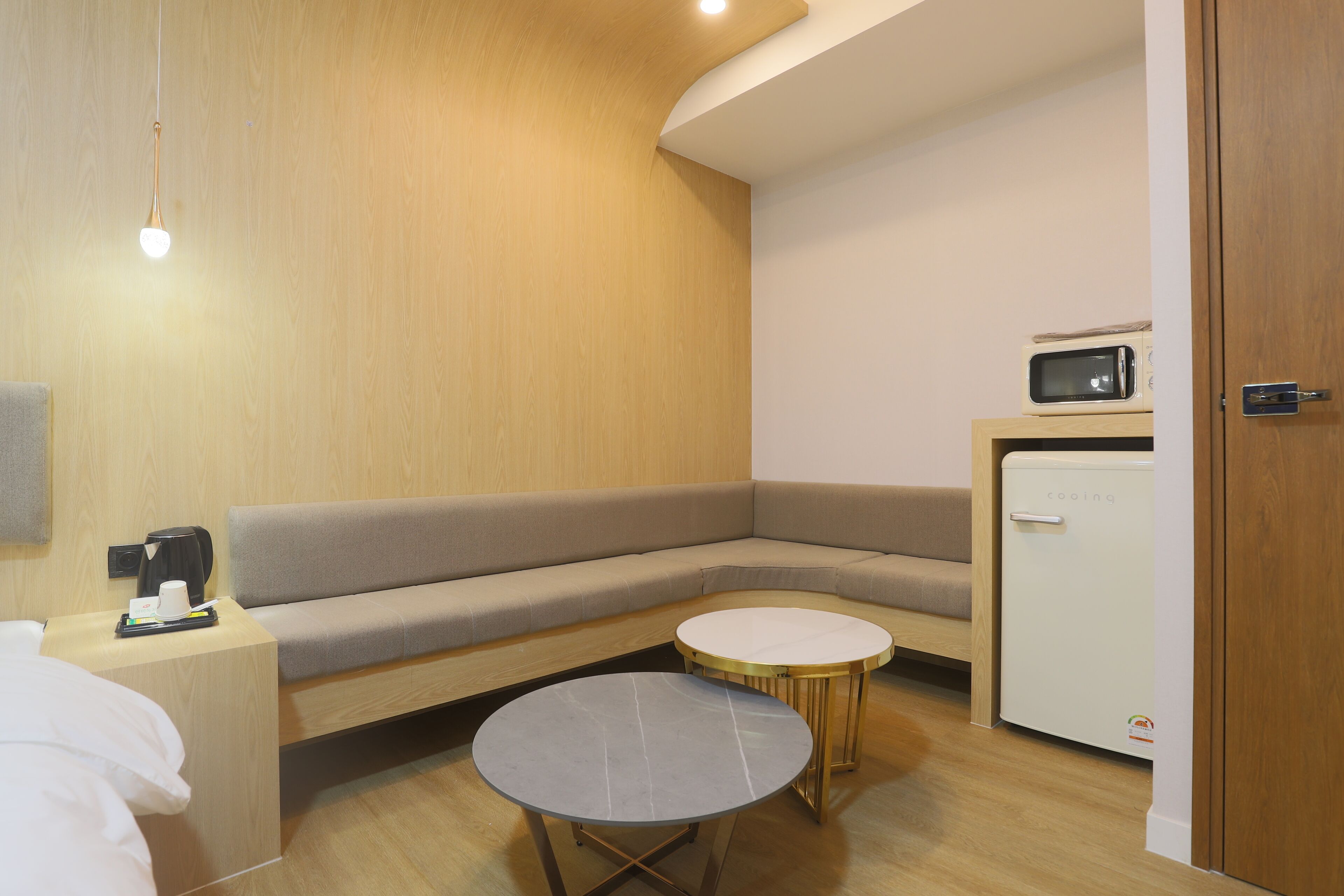 GEOJE-SI HOUND HOTEL JANGSEUNGPO 2*