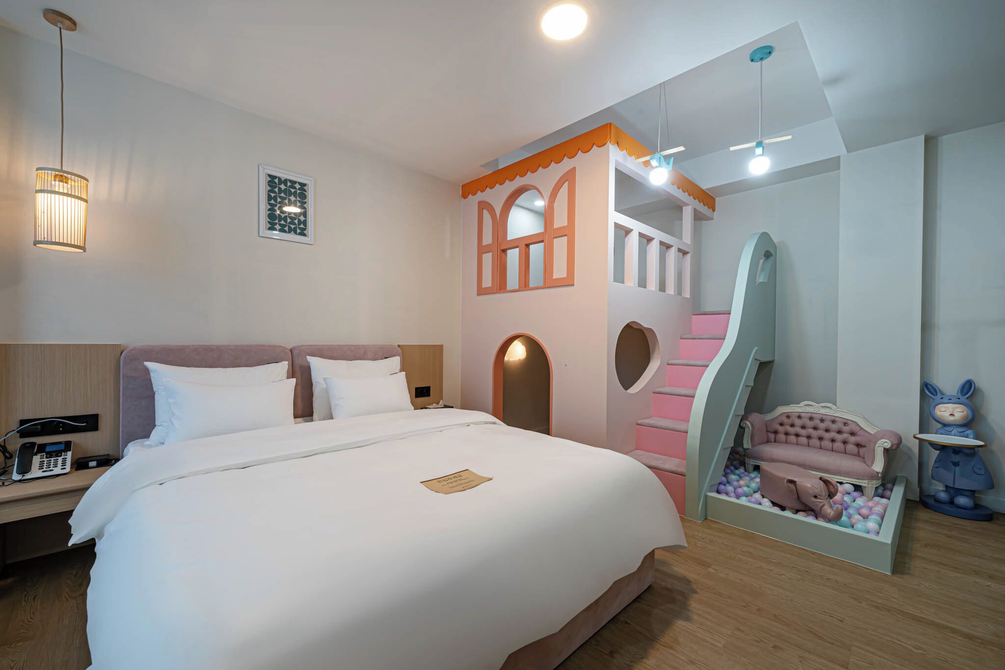 GEOJE-SI HOUND HOTEL JANGSEUNGPO 2*