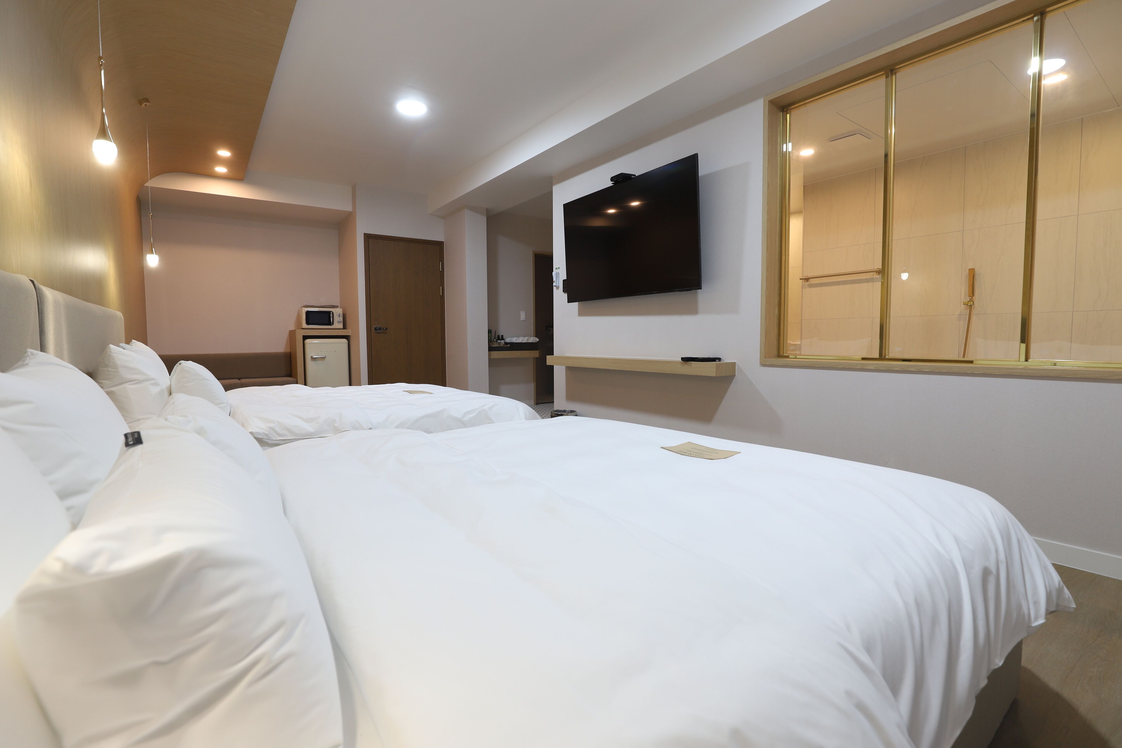 GEOJE-SI HOUND HOTEL JANGSEUNGPO 2*