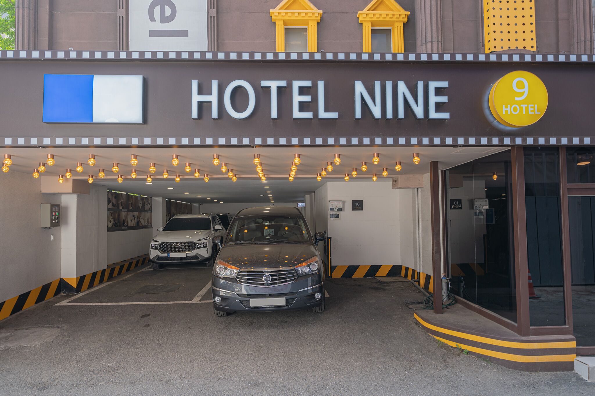 Hotel Nine 3*