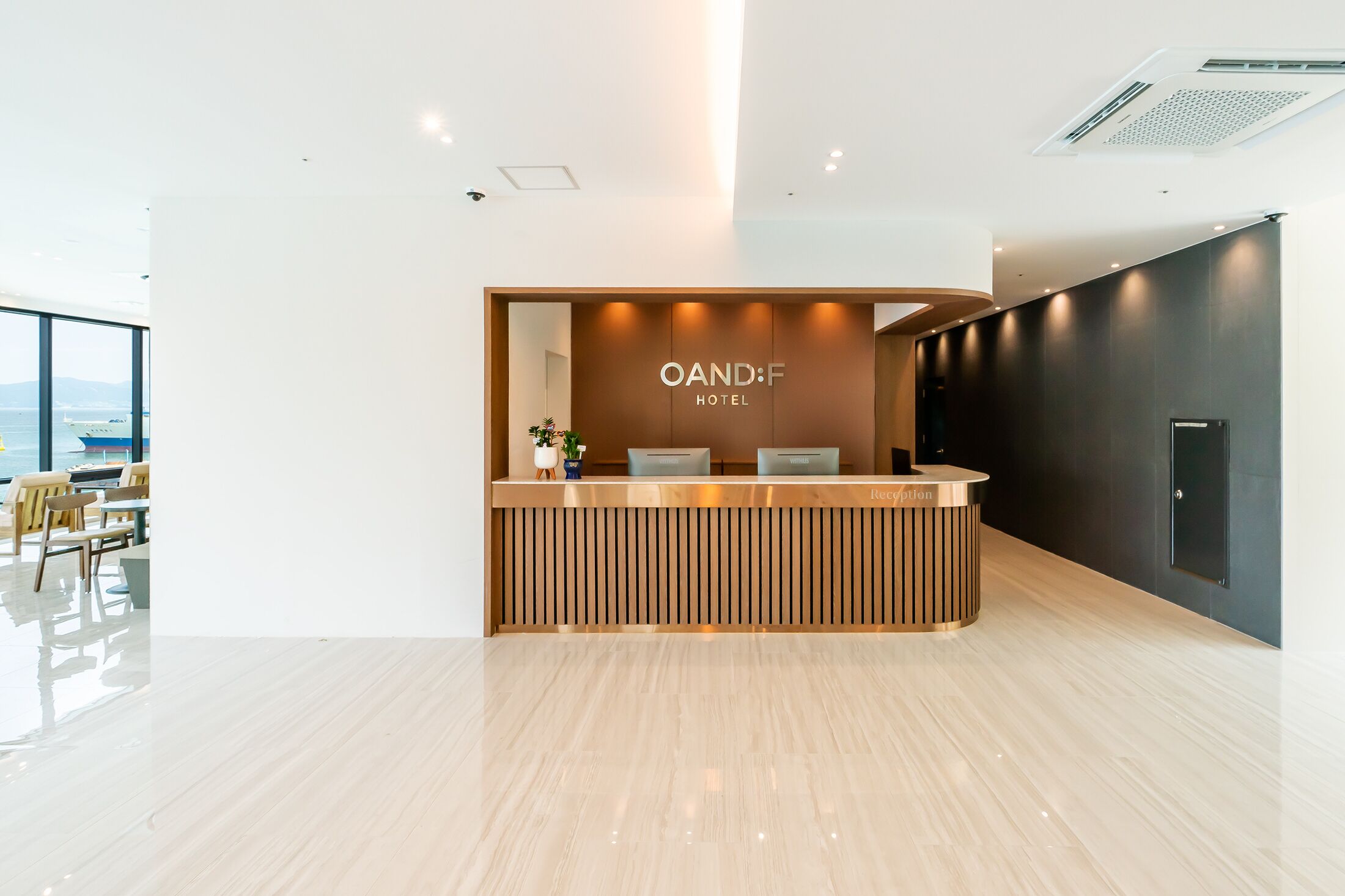 OANDF HOTEL 3*
