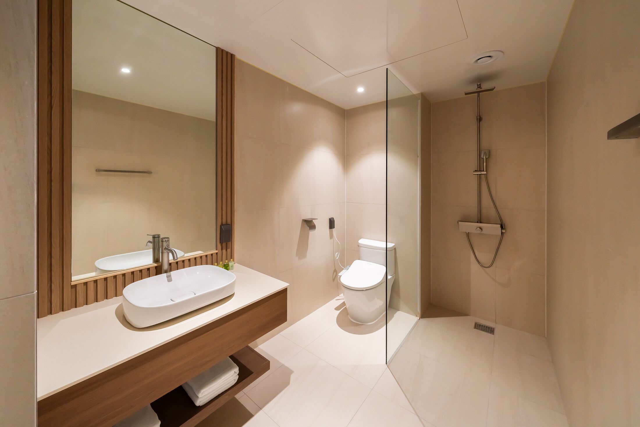 OANDF HOTEL 3*