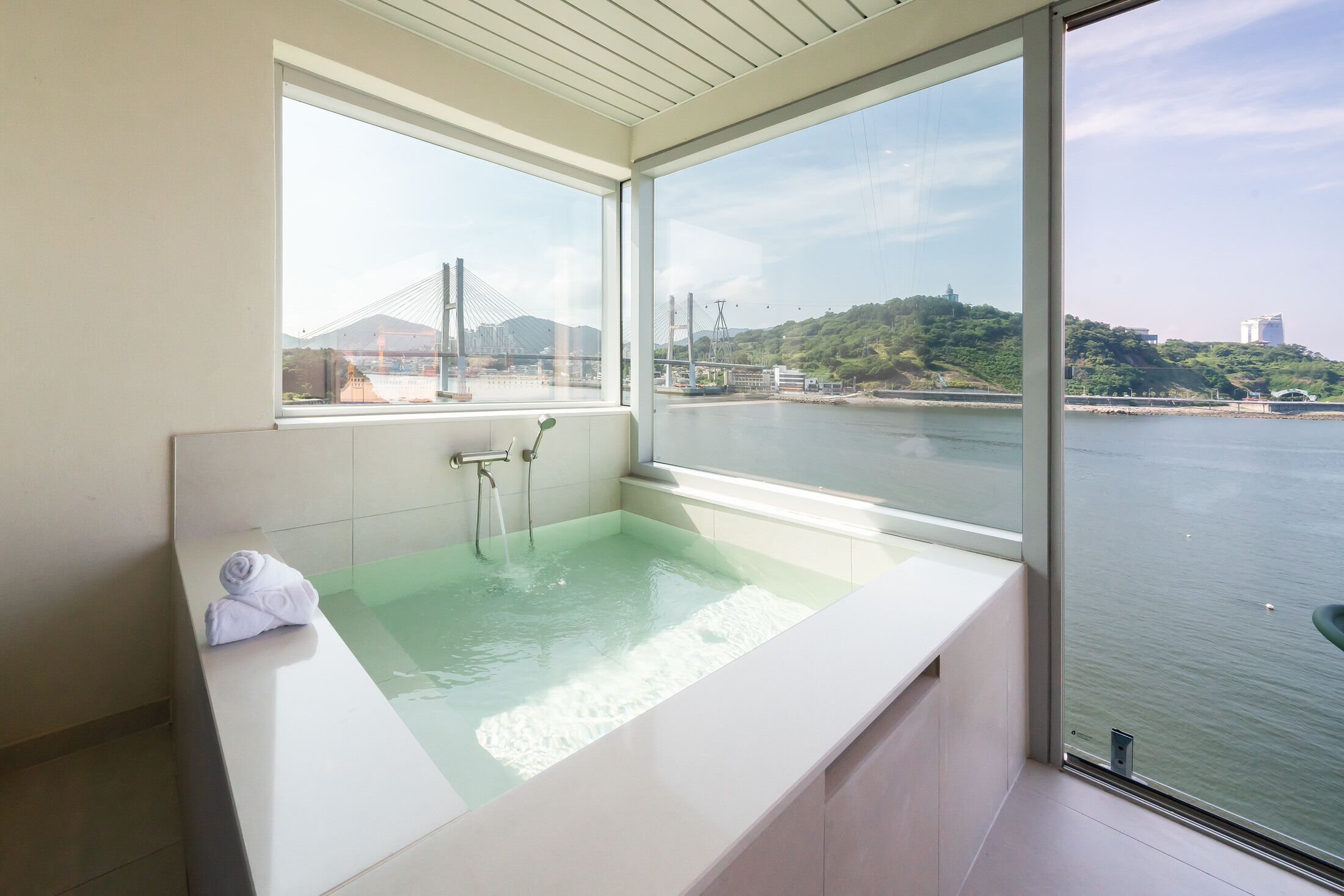 OANDF HOTEL 3*